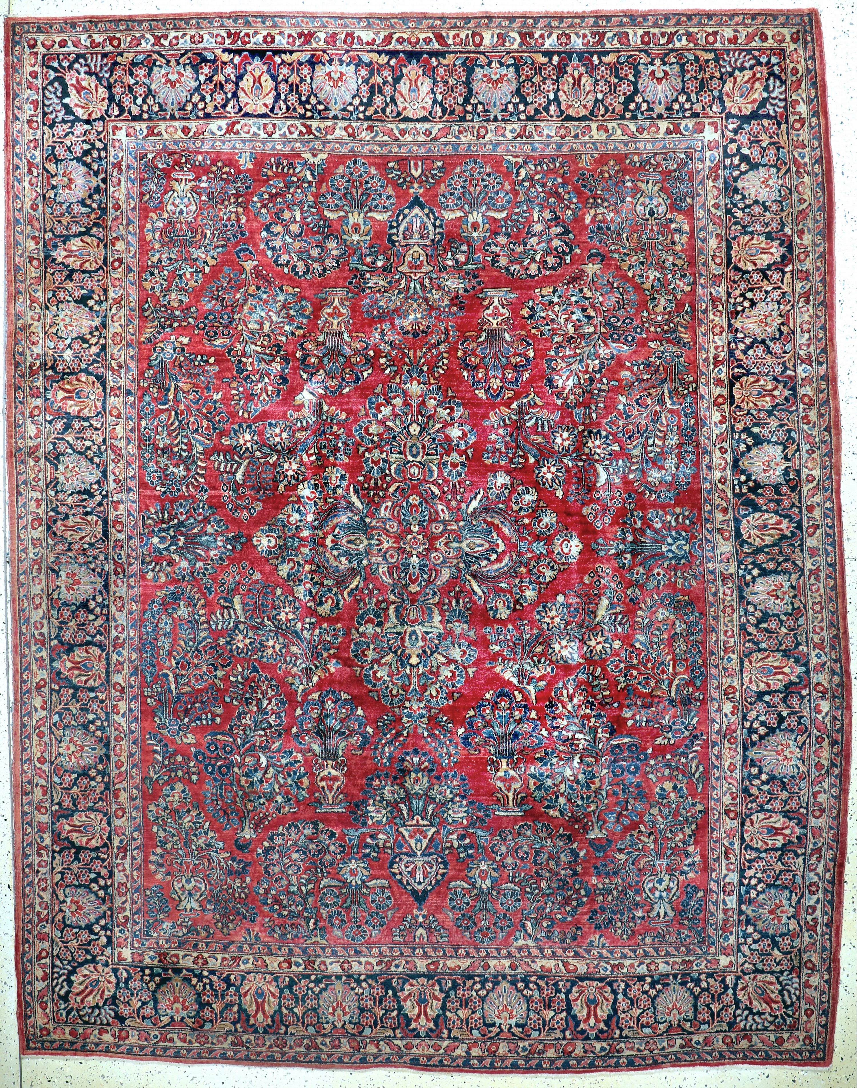 Image 27071255 - Us Re-Import Saruk, Persia, early 20th century, wool on cotton, approx. 350 x 270 cm,in ...