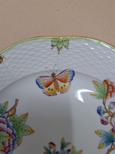27071210g - 6 Teller, Kerzenleuchter und Platte, Herend, Viktoria, Porzellan, 6 flache Speiseteller, ...