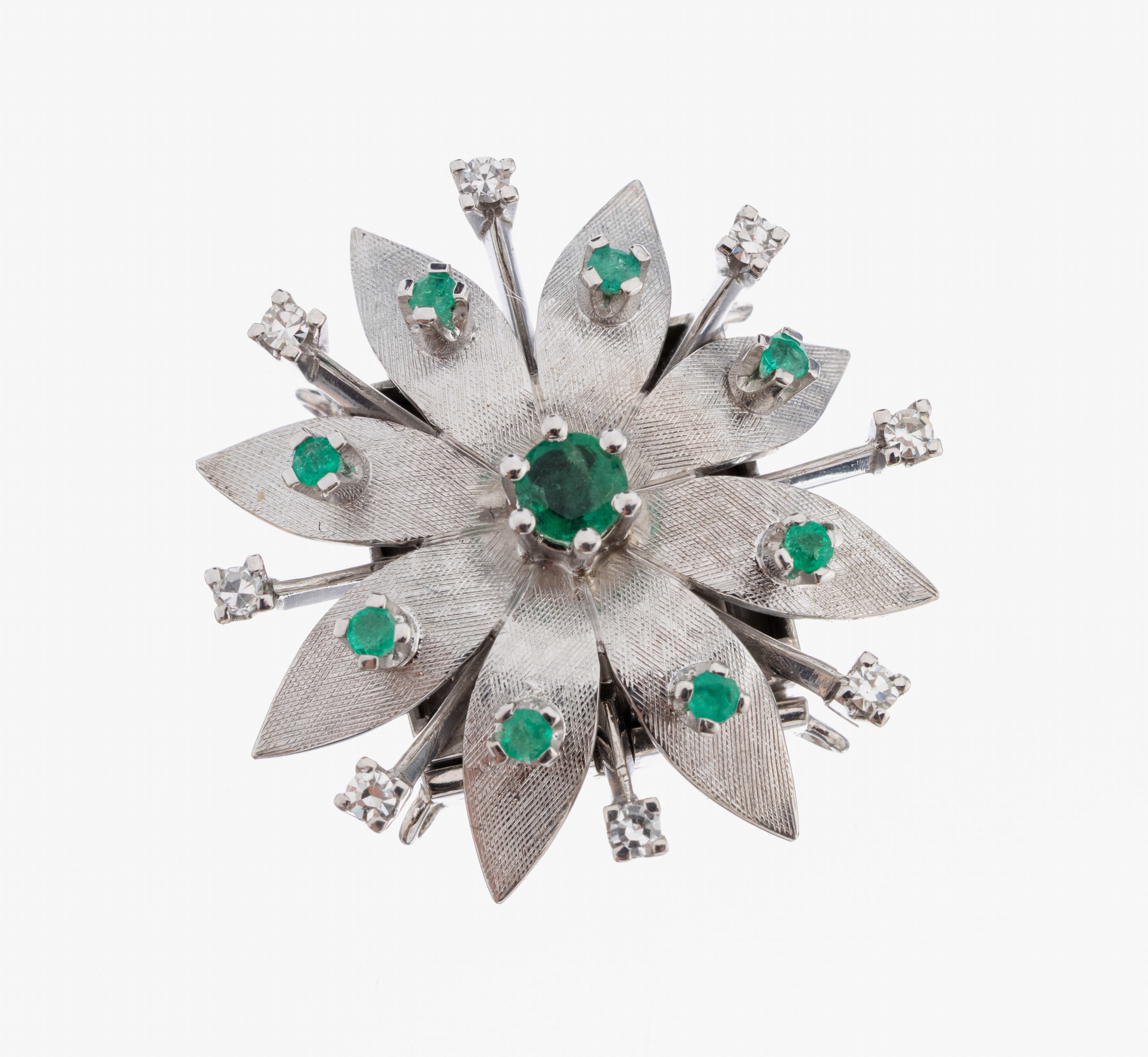 Image 27071612 - 18 kt gold emerald-diamond-chain clasp , WG 750/000 tested, blossom shape, for 3 rowed ...