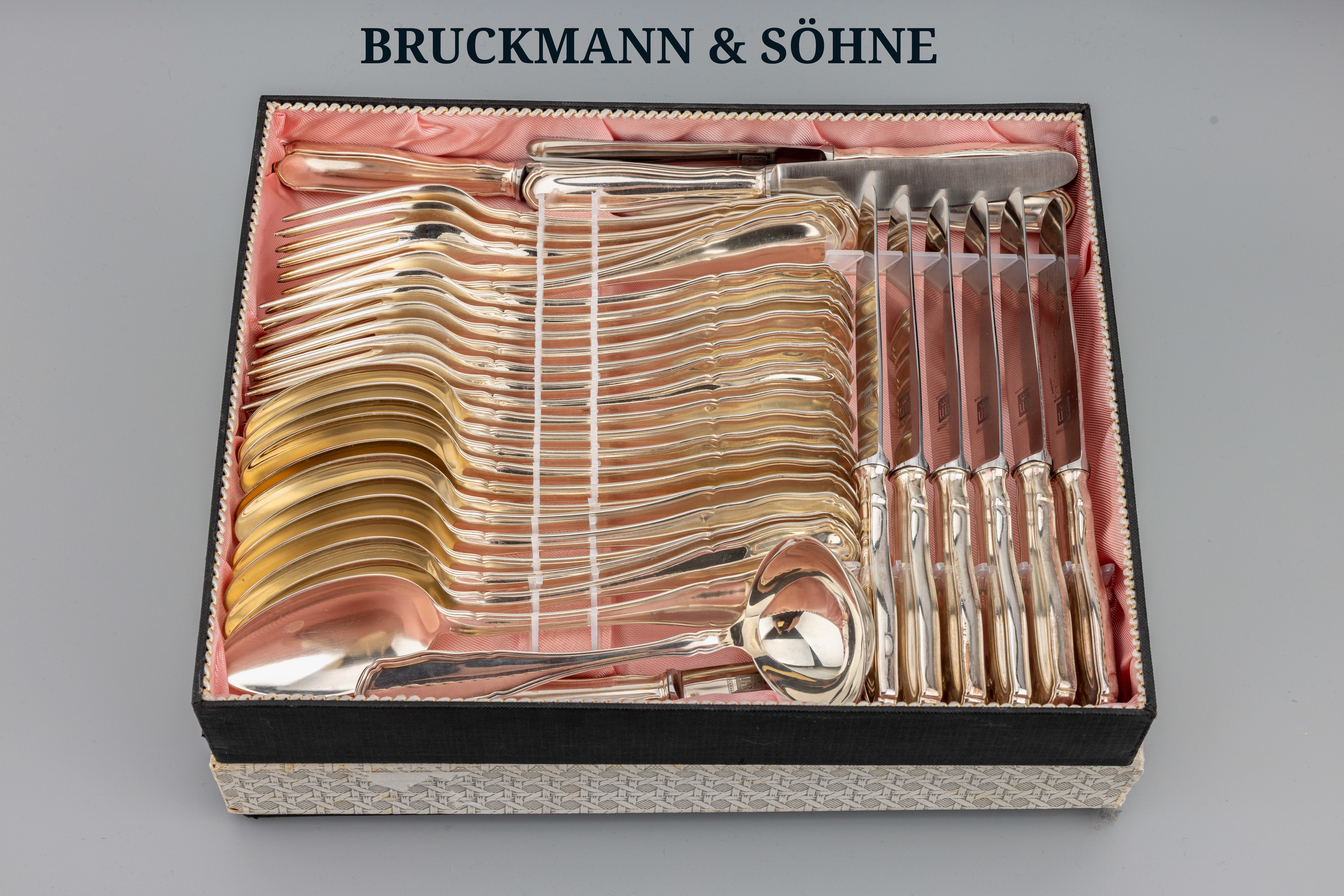 Image 27071628 - Großes Menuebesteck für 12 Personen, 800er Silber, Bruckmann&Söhne, Alt Chippendale, ...