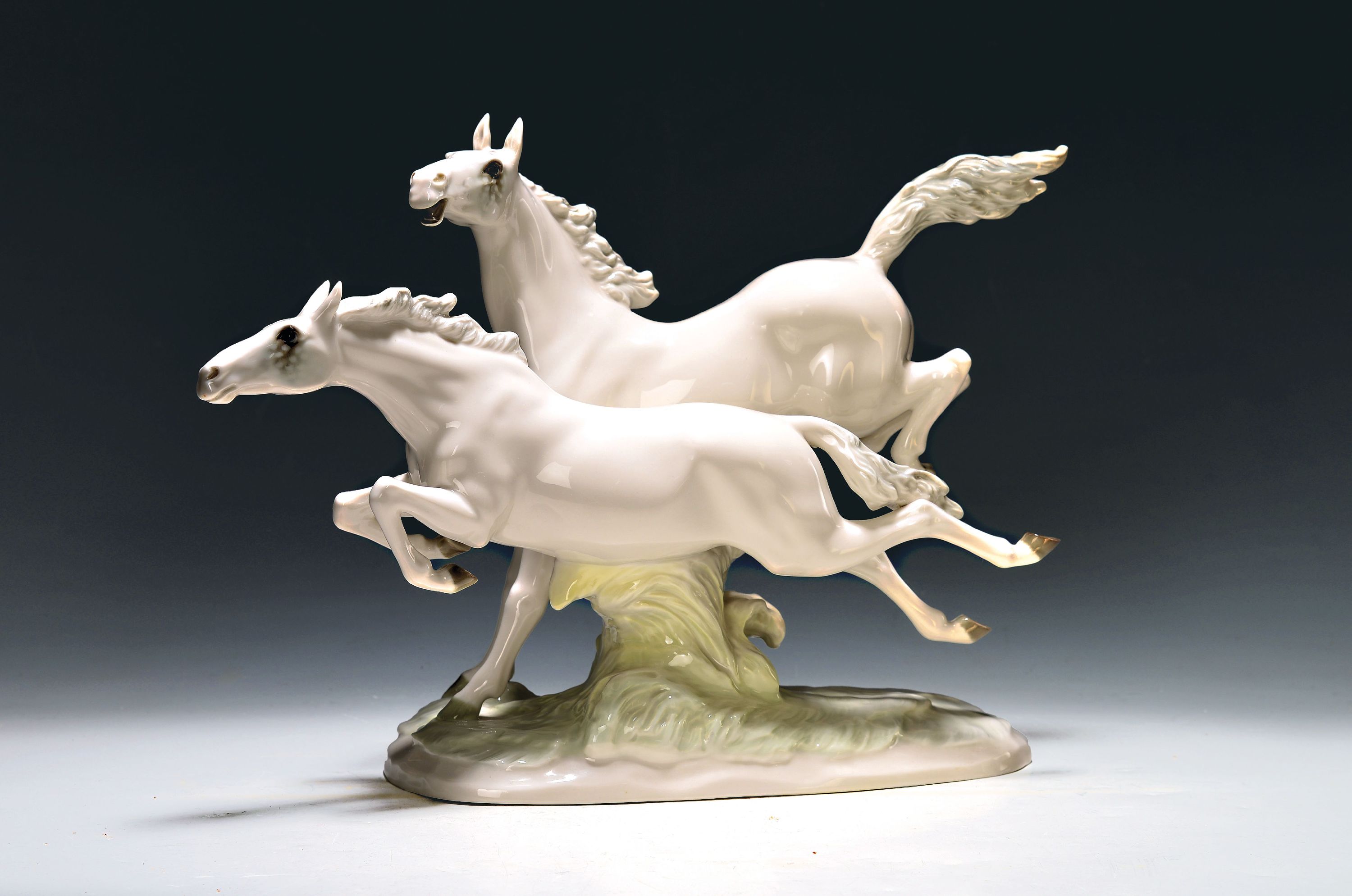 Image 27071824 - Porzellanfigur ´In Freiheit´, Hutschenreuther, Kunstabteilung, Entw. Max Hermann Fritz, ...