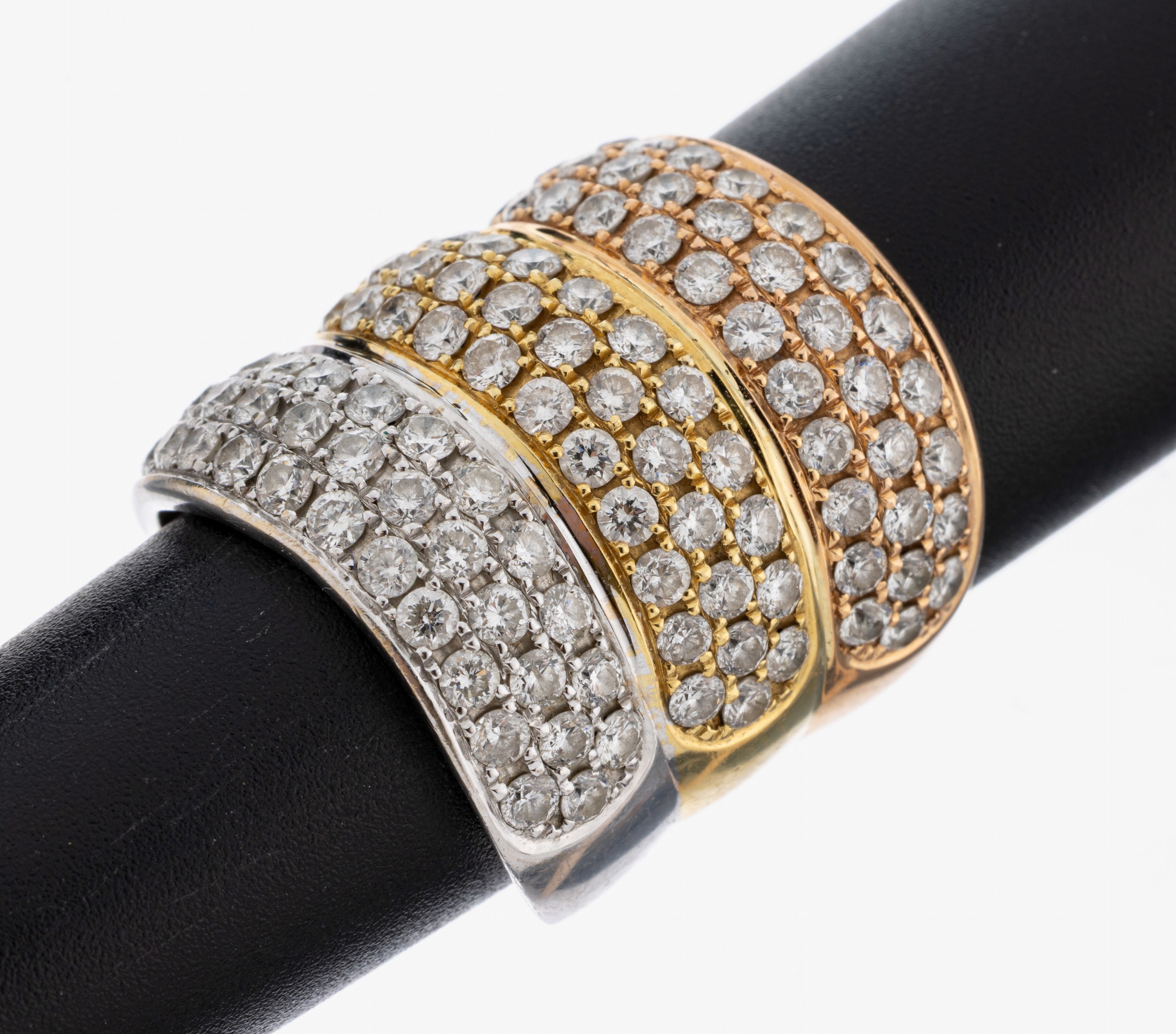 Image 27071844 - 18 kt Gold Brillant-Ring, GG/WG/RG 750/000,120 Brillanten zus. ca. 4.35 ct (grav.) ...