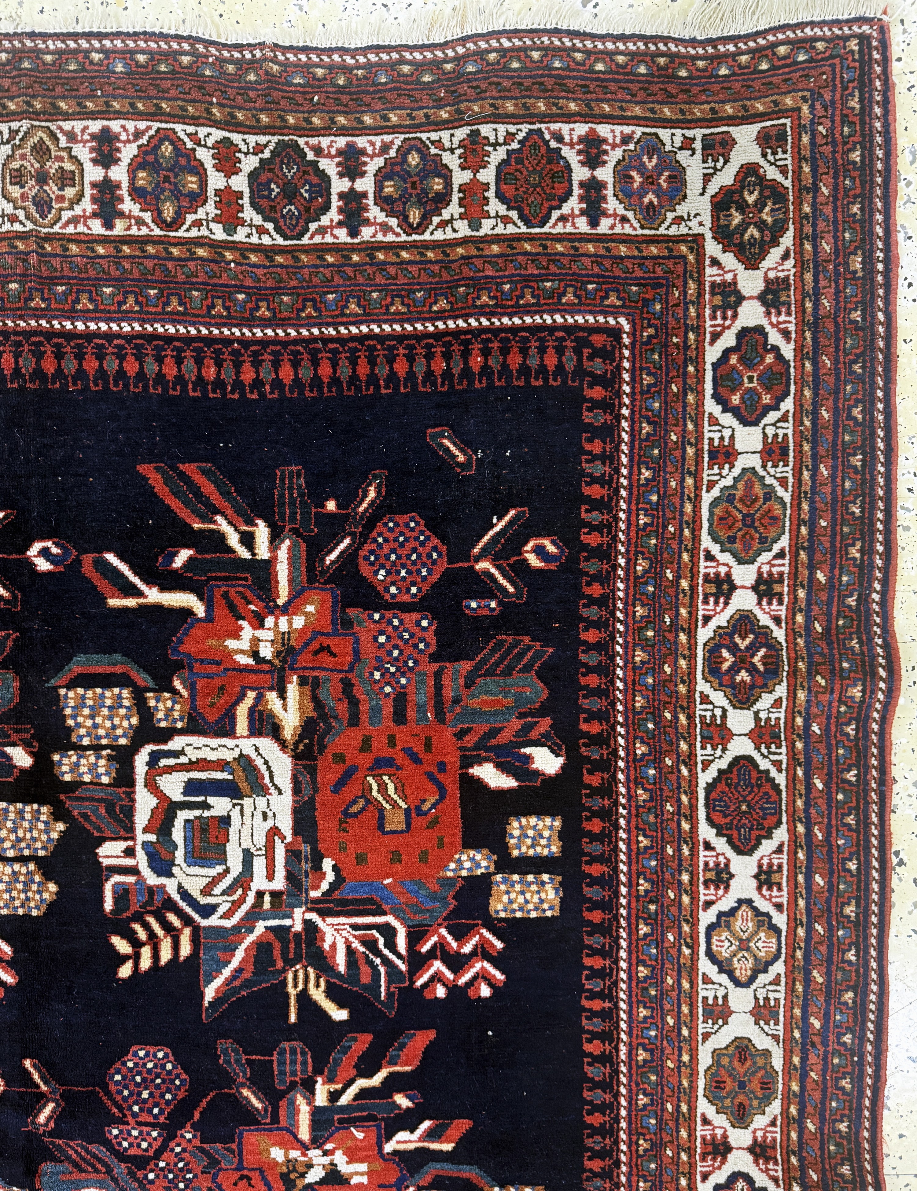 Detail d: Afshar antik, Persien, Anfang 20.Jhd., Wolle auf Baumwolle, ca. 216 x 165 cm, EHZ: 2-3