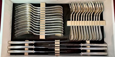 27072081c - Christofle-Besteck, 109 Teile, Paris, für 12 Personen, versilbert, Malmaison, 12 ...