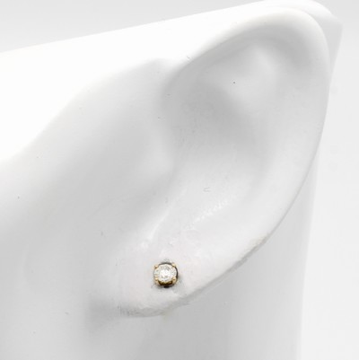 27072096a - Paar Ohrstecker mit Brillanten, GG 585/000, 2 Brill. in Krappenfassungen zus. ca. 0.36 ...