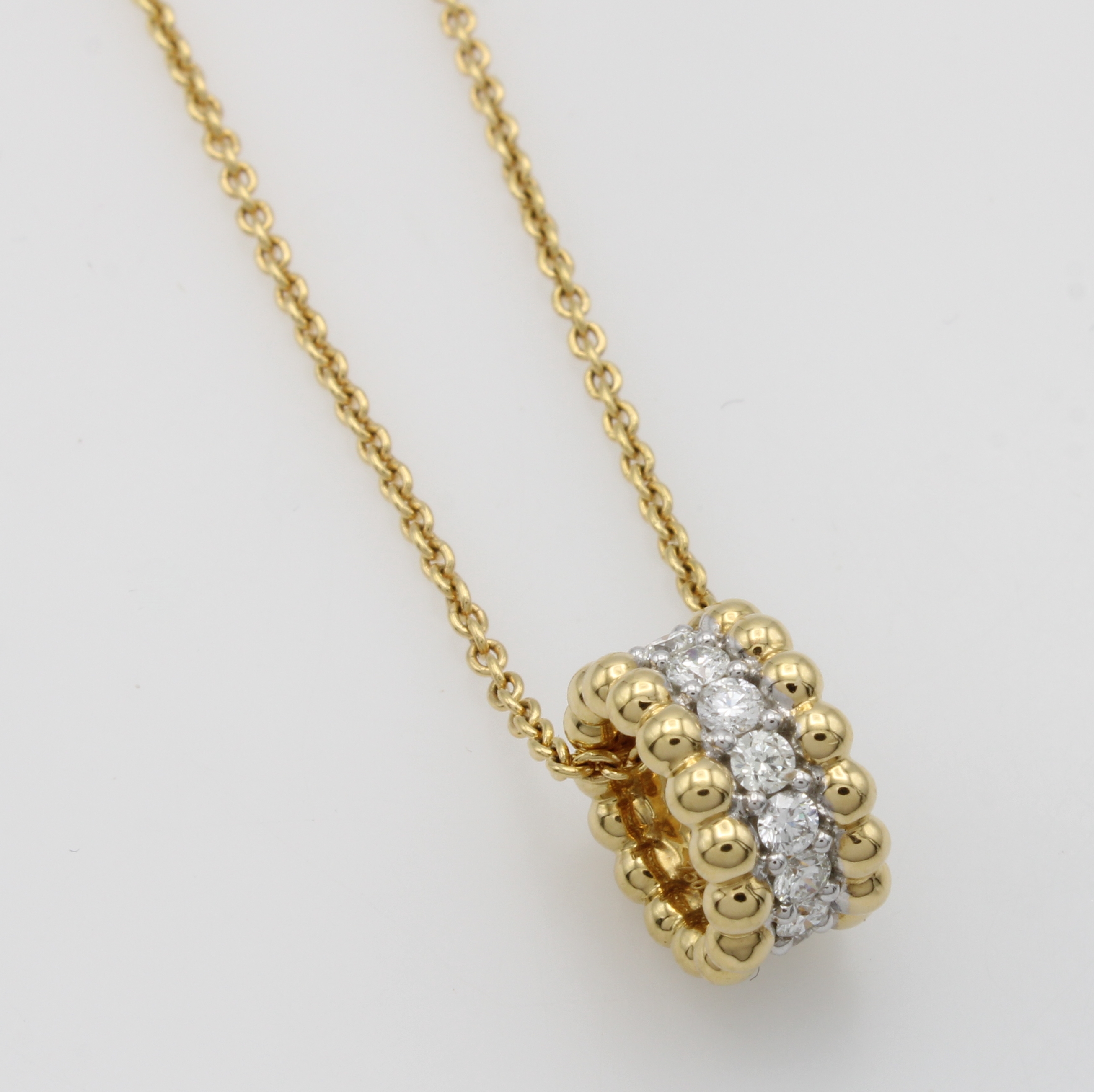 Image 27072109 - Anhänger mit Brillanten an Kette, GG 750/000, 3-rhg. Optik, Ringform, m. ...