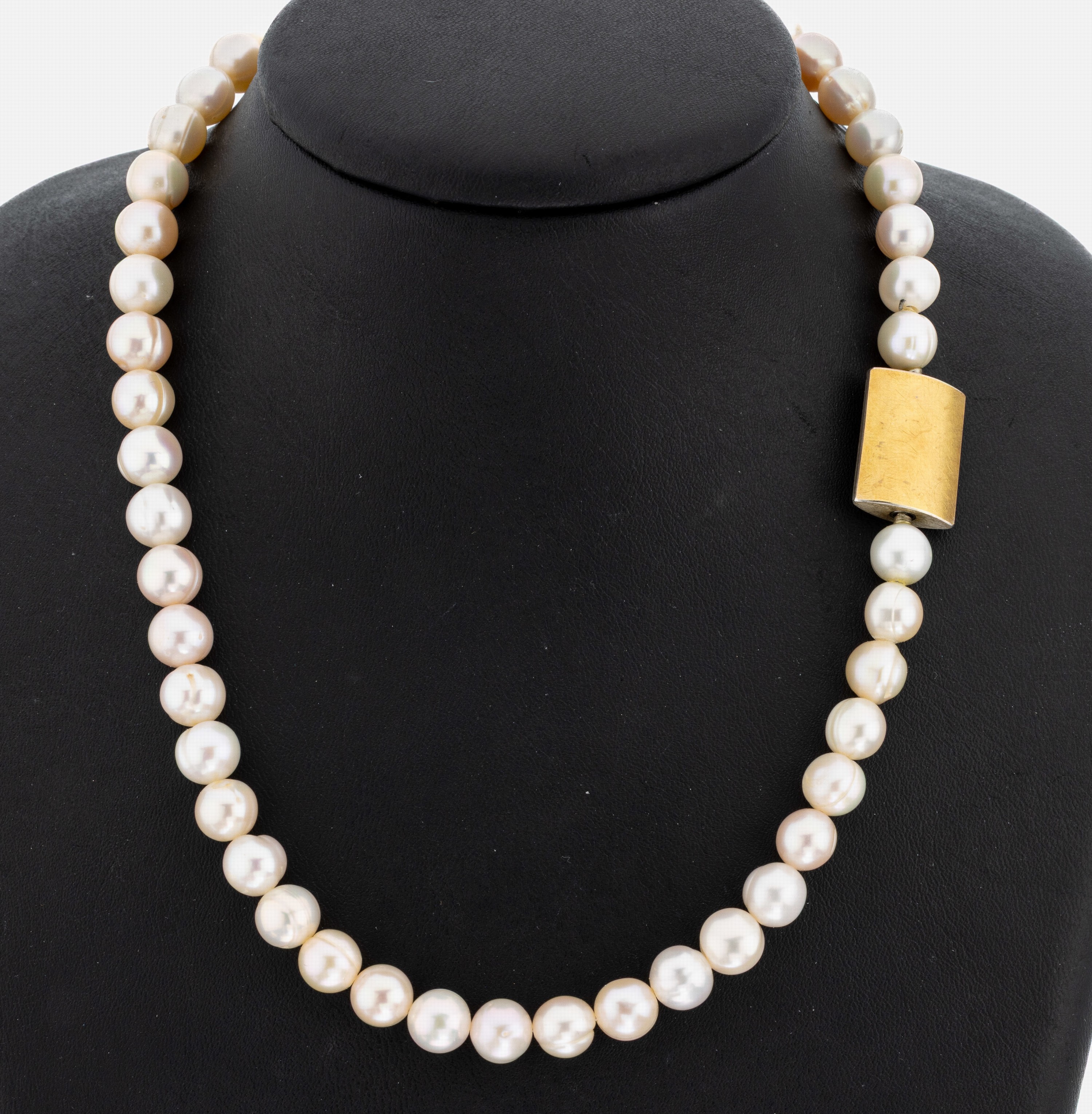 Image 27072134 - Design jewelry clasp with Akoya cultured pearlchain , bayonet-clasp silver 925 partly ...