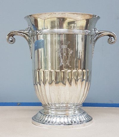 27072167c - Sektkühler, Josef Lutz, um 1910, 800er Silber, ca. 1680gr. Doppelhenkel, elegante Form, ...