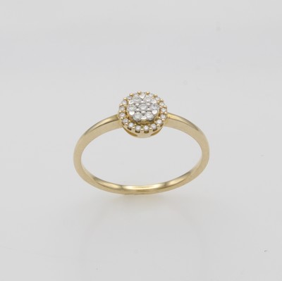 27072169a - Ring mit Brillanten, GG 585/000, Brill. mehrrhg. in rundem Ringkopf gef. zus. ca. 0.12 ...