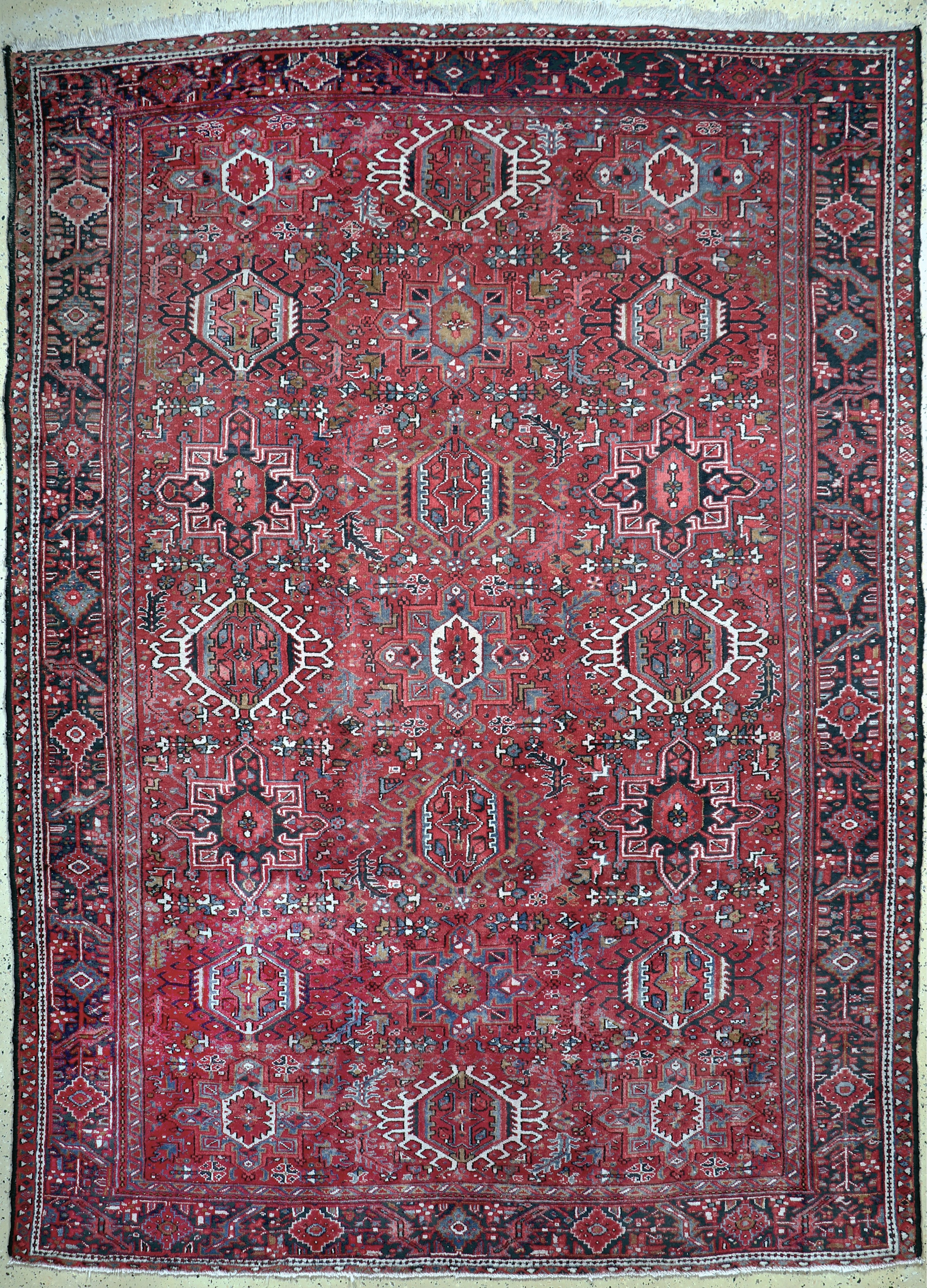 Image 27072200 - Garadjeh, Persien, Anfang 20.Jhd, Wolle aufBaumwolle, ca. 335 x 245 cm, EHZ: 2 ...