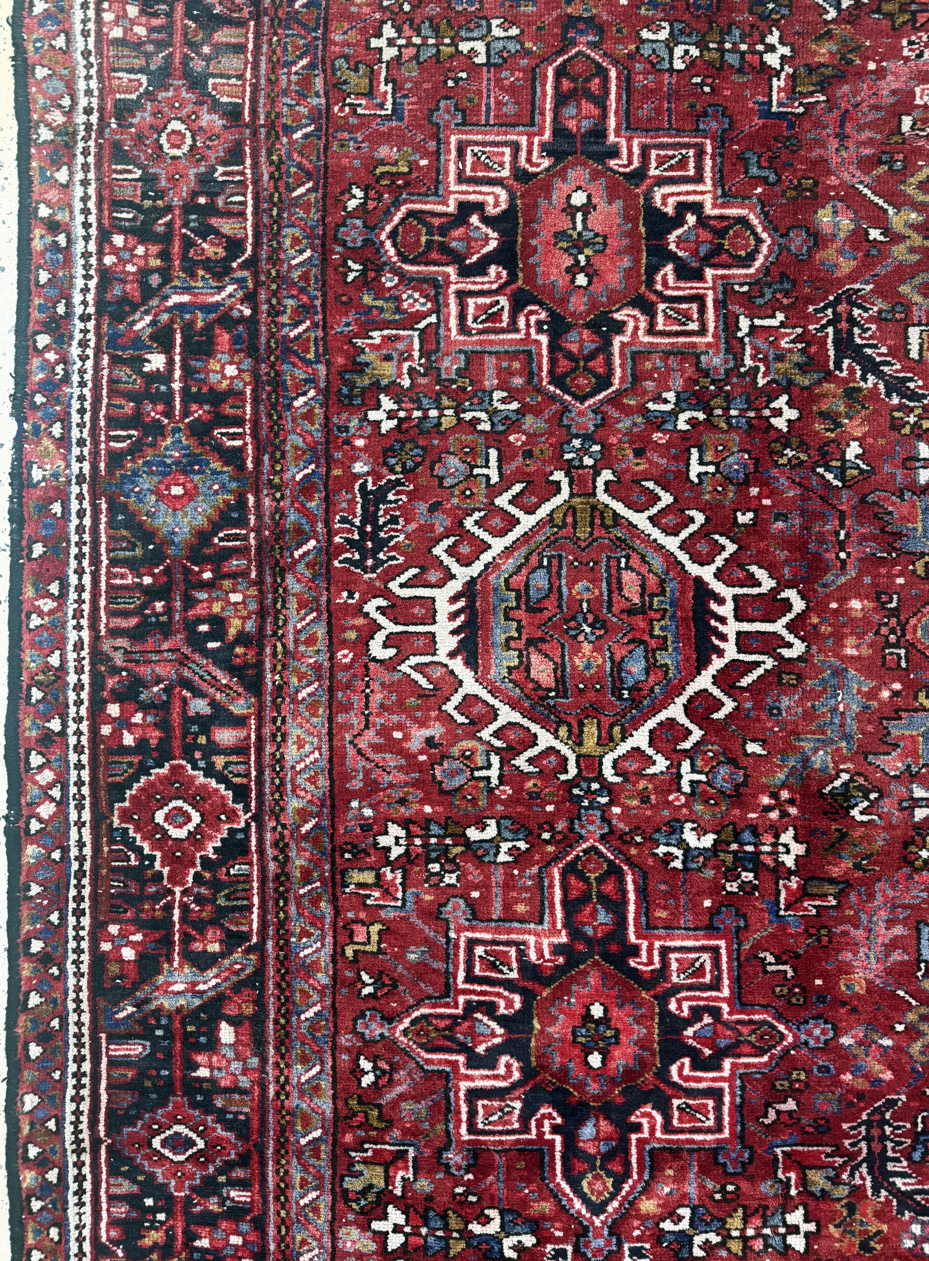 Detail c: Garadjeh, Persien, Anfang 20.Jhd, Wolle aufBaumwolle, ca. 335 x 245 cm, EHZ: 2