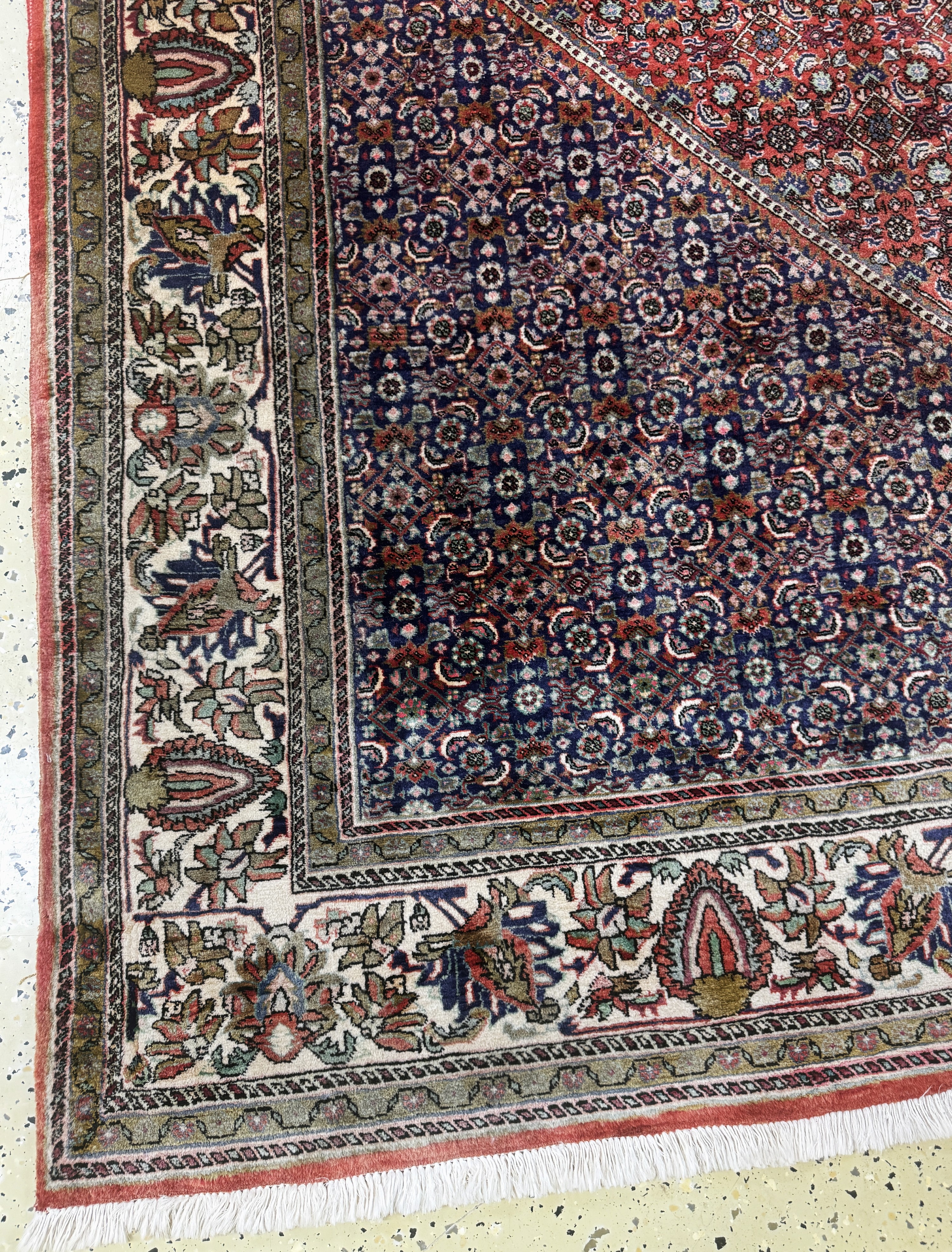 Detail b: Bidjar fein, Persien, Mitte 20.Jhd, Korkwolle auf Baumwolle, ca. 340 x 260 cm, EHZ: 2