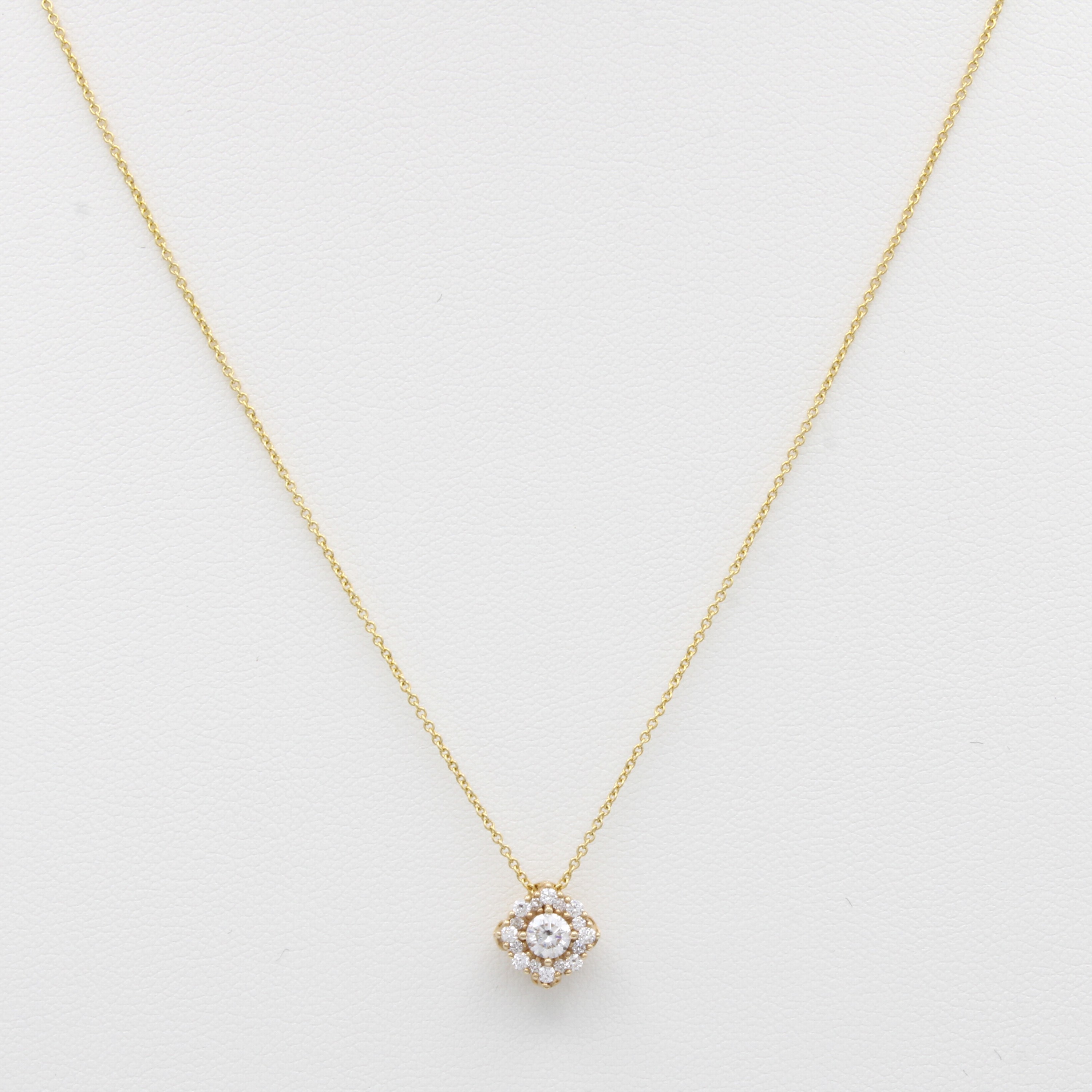 Image 27072205 - Anhänger mit Brillanten an Kette, GG 585/000, Solitär ca. 0.20 ct umgeben v. ...