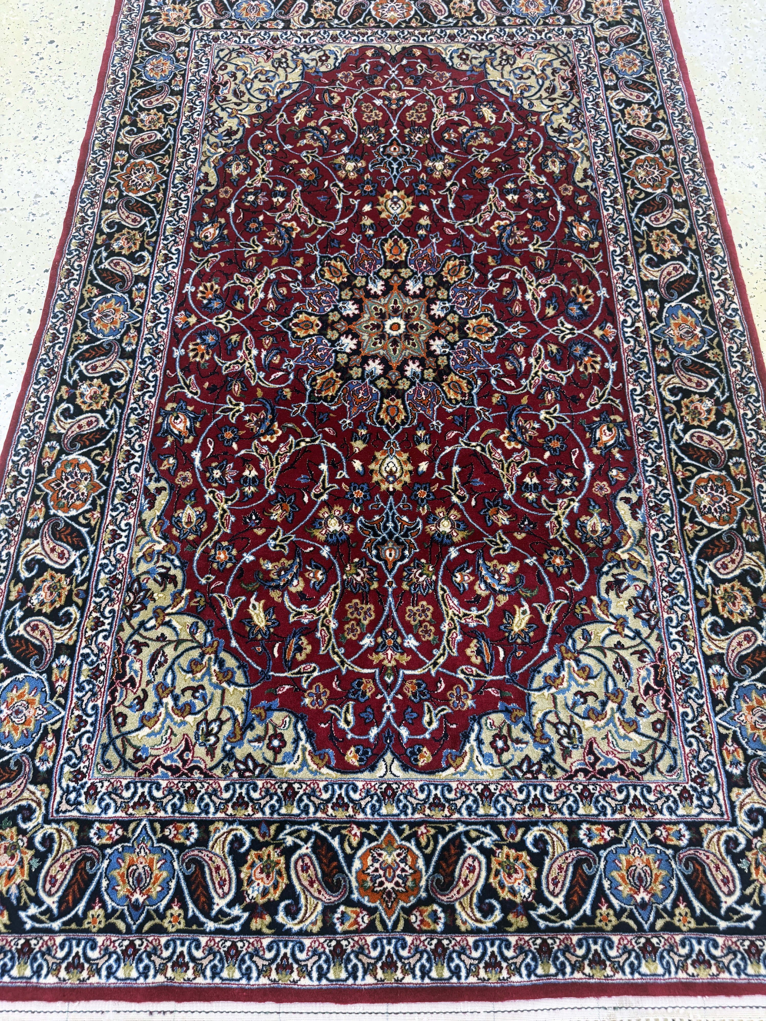 Detail d: Esfahan fein, Persien, Ende 20.Jhd, Korkwolle mit und auf Seide, ca. 170 x 110 cm,ca. 1,0 Mio. Kn/qm, gereinigt, EHZ: 1-2