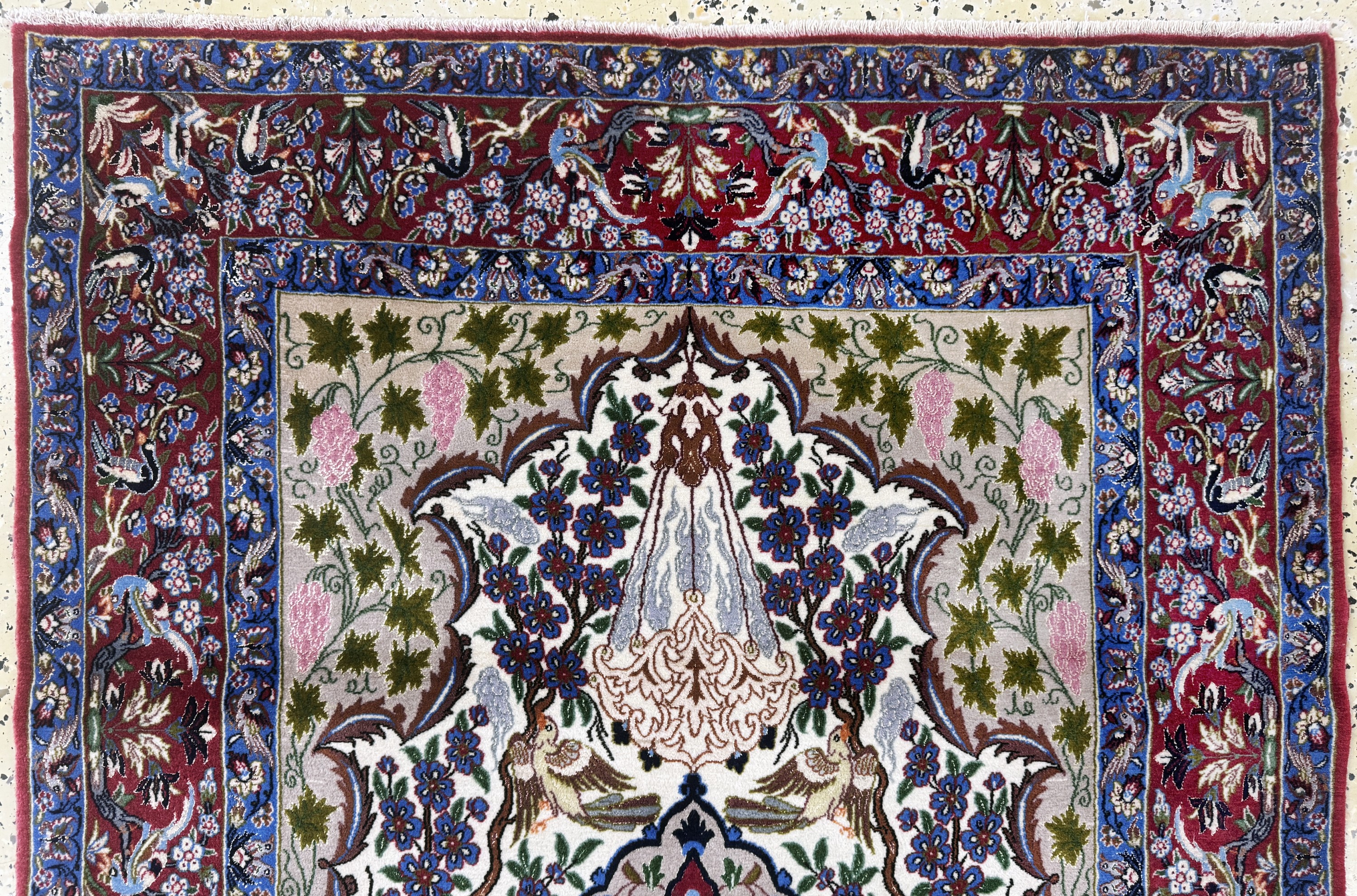 Detail a: Esfahan fein, Persien, Ende 20.Jhd, Korkwolle mit und auf Seide, ca. 174 x 109 cm,ca. 1,0 Mio. Kn/qm, gereinigt, EHZ: 1-2