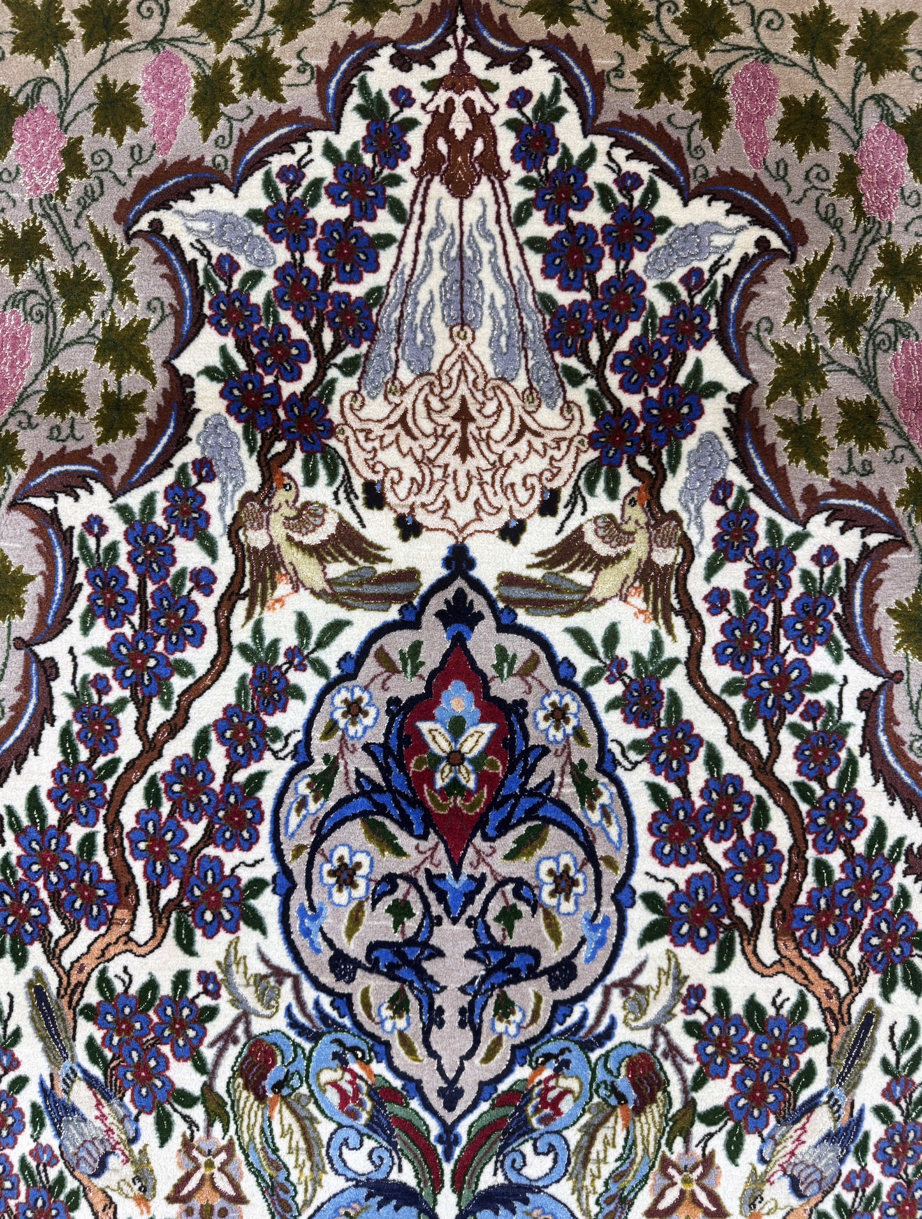 Detail c: Esfahan fein, Persien, Ende 20.Jhd, Korkwolle mit und auf Seide, ca. 174 x 109 cm,ca. 1,0 Mio. Kn/qm, gereinigt, EHZ: 1-2