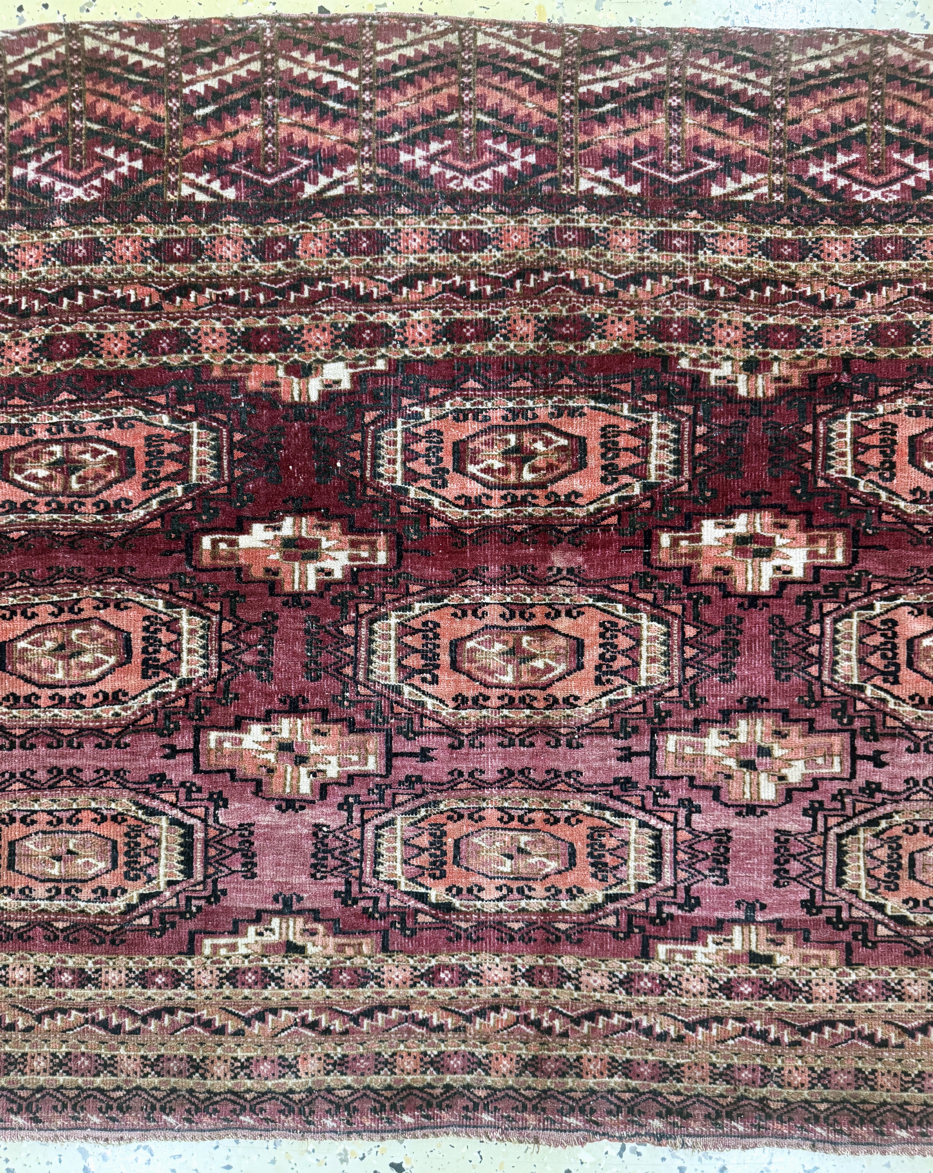 Detail b: Tekke Tschowal antik, Turkmenistan, um 1900, Wolle auf Wolle, ca. 153 x 79 cm, EHZ: 3