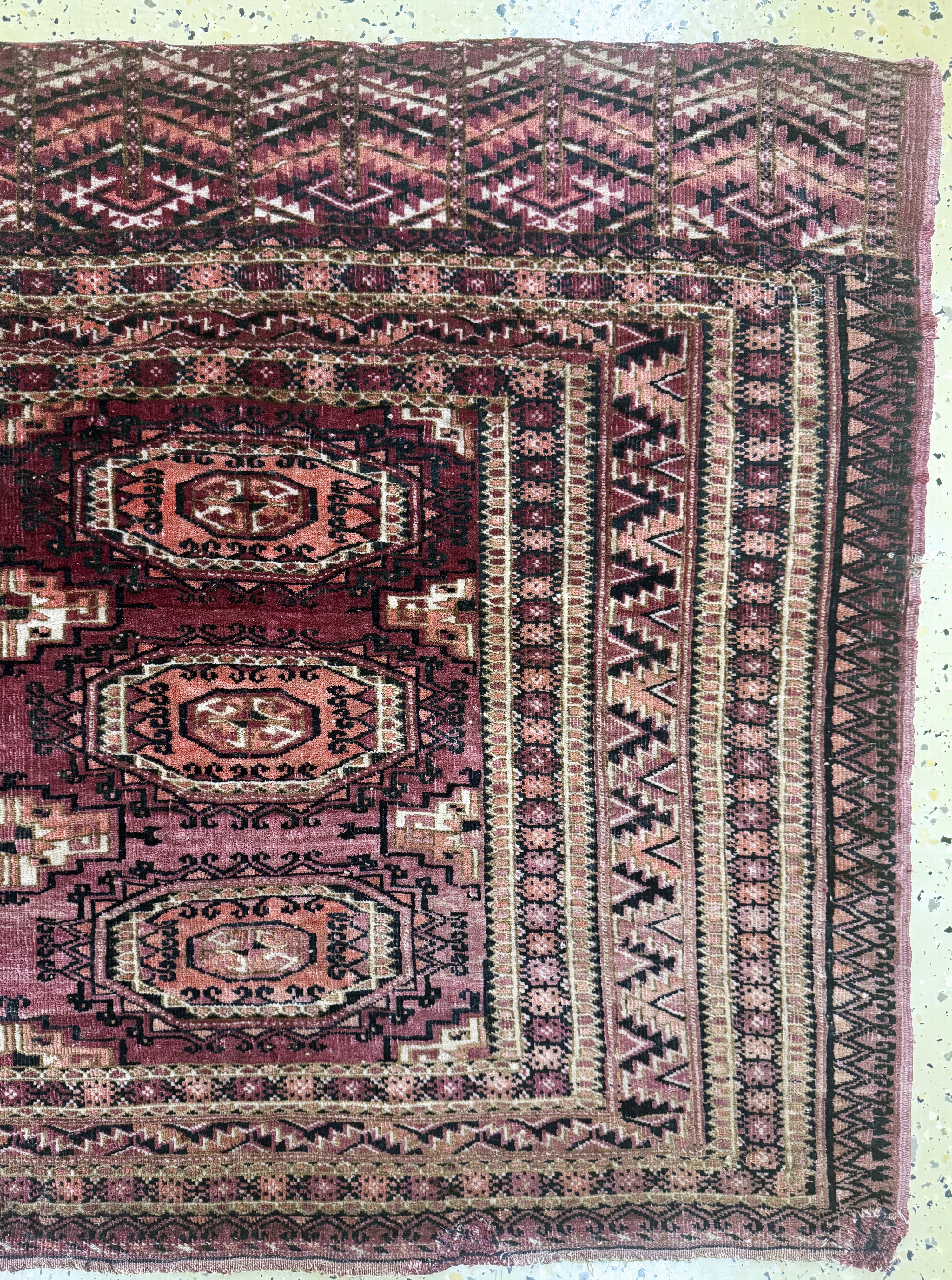 Detail c: Tekke Tschowal antik, Turkmenistan, um 1900, Wolle auf Wolle, ca. 153 x 79 cm, EHZ: 3