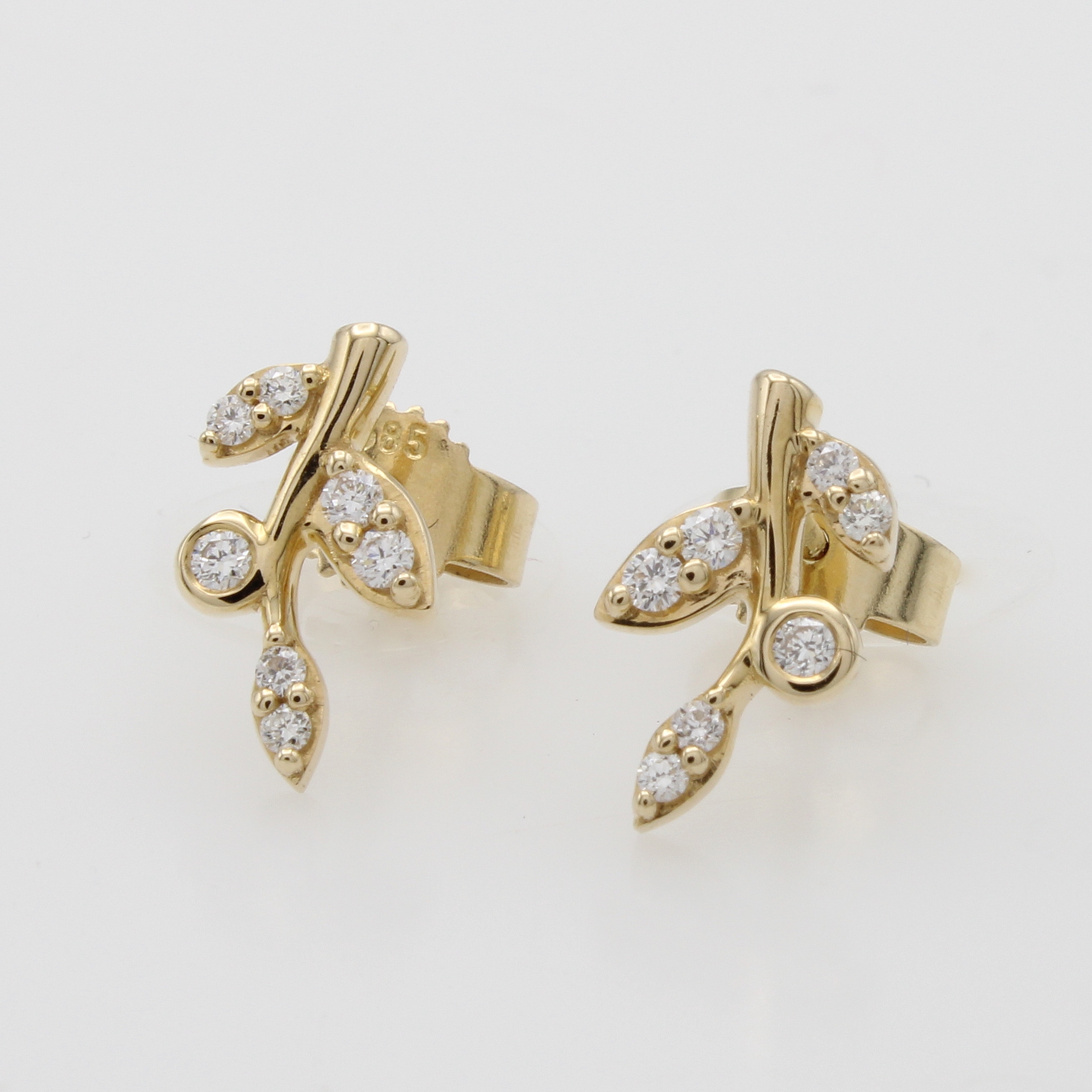 Image 27072261 - Paar Ohrstecker ´Zweige´ mit Brillanten, GG 585/000, Brill. zus. ca. 0.15 ct Weiß/si ...