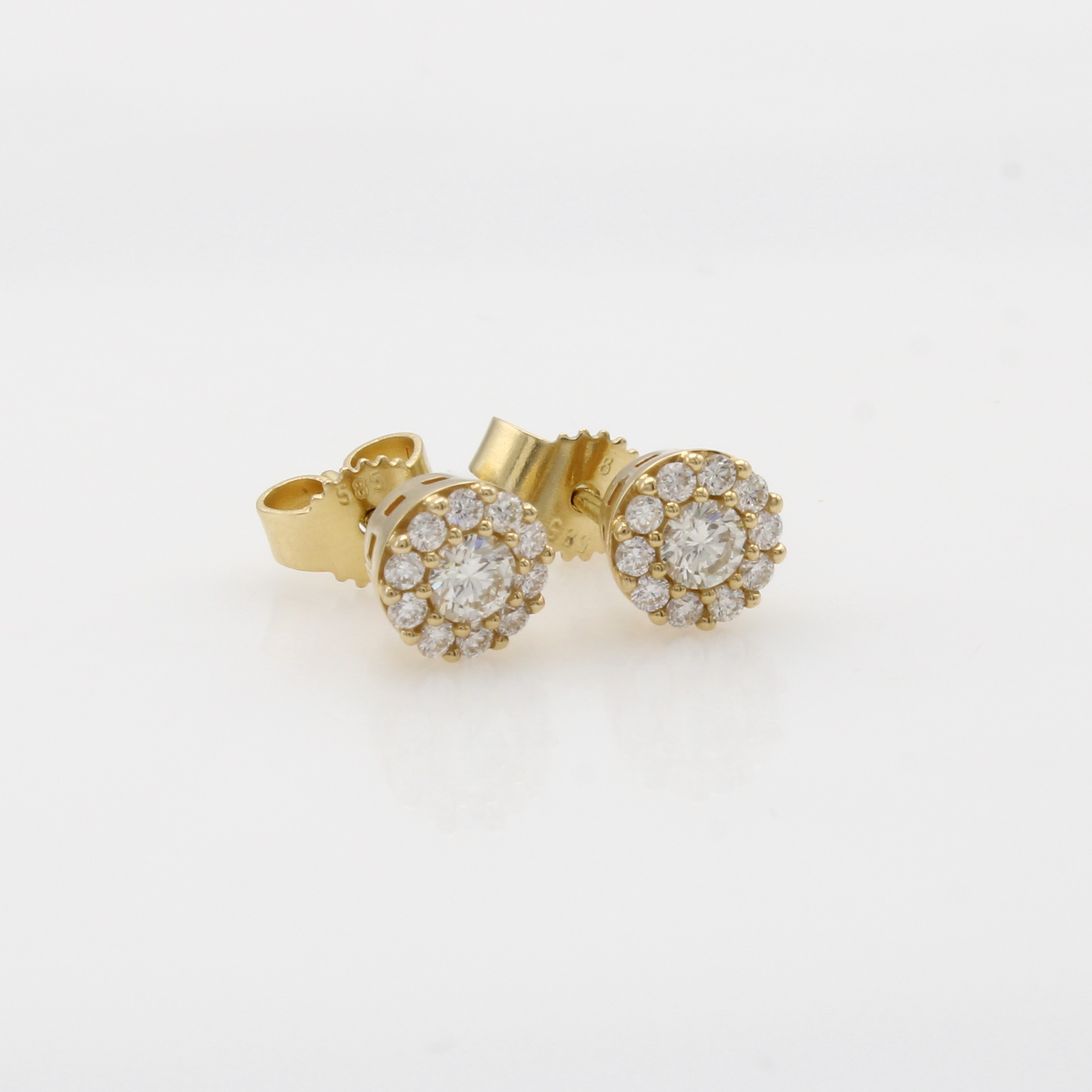 Image 27072277 - Paar Ohrstecker mit Brillanten, GG 585/000, 2 Solitäre umgeben v. Besatzbrill. zus. ca. ...