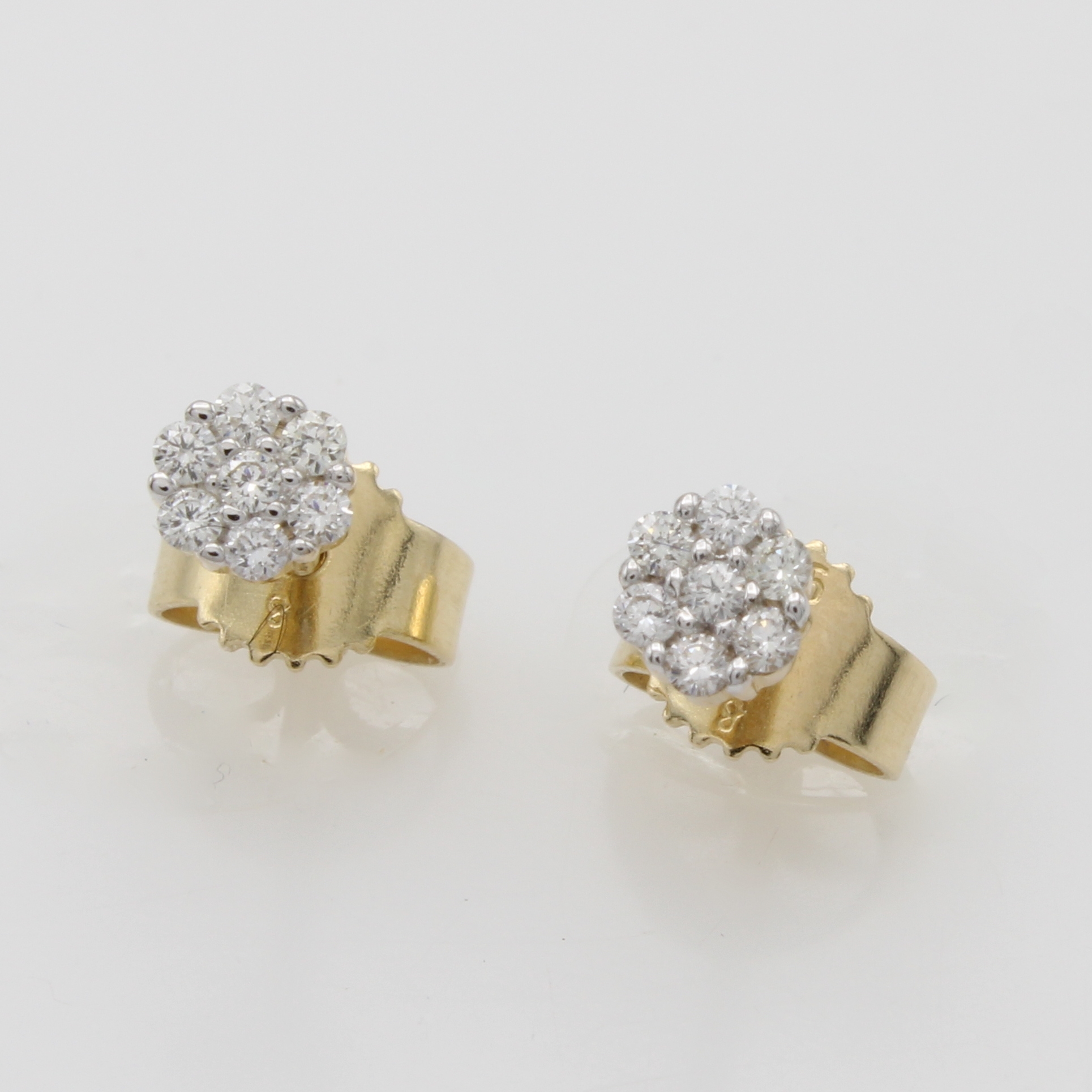 Image 27072278 - Paar Ohrstecker mit Brillanten, GG 585/000, 14 Brill. zus. ca. 0.10 ct Weiß/lupenr. ...