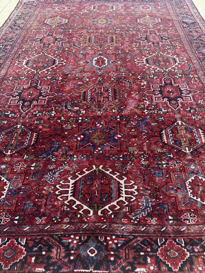 27072200i - Garadjeh, Persien, Anfang 20.Jhd, Wolle aufBaumwolle, ca. 335 x 245 cm, EHZ: 2 ...