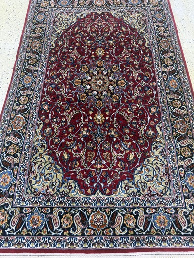 27072230d - Esfahan fein, Persien, Ende 20.Jhd, Korkwolle mit und auf Seide, ca. 170 x 110 cm,ca. ...