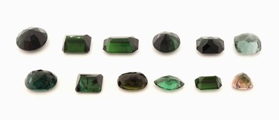 27072768a - Lot 12 lose Turmaline, zus. ca. 26.5 ct, versch. Schliffformen, Größen und Farben ...