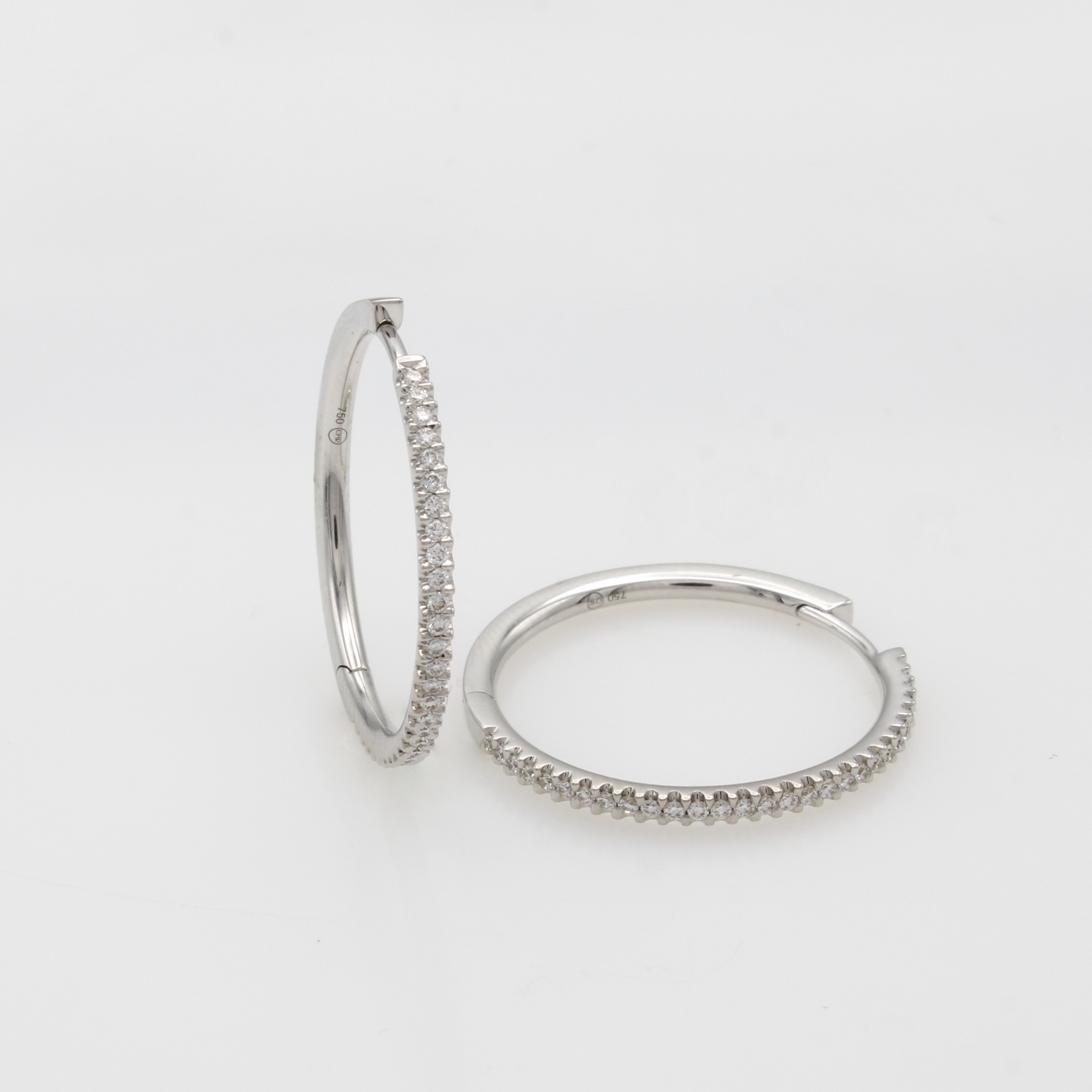 Image 27072842 - Creolen mit Brillanten, WG 750/000, 58 Brill. zus. ca. 0.36 ct Weiß/lupenrein, D. ca.2 ...