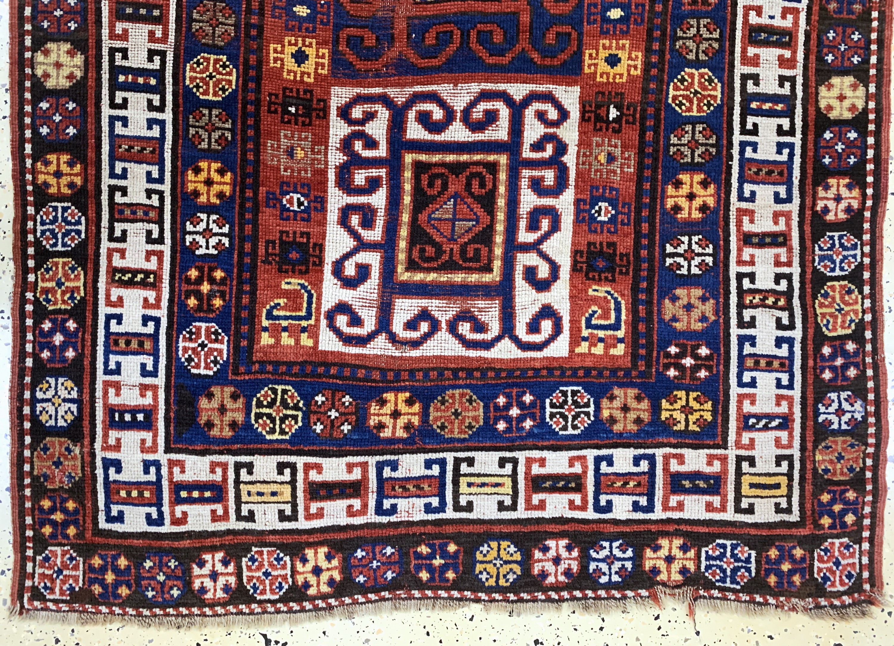 Detail c: Antiker Kazak, Kaukasus, datiert 1322(1900), Wolle auf Wolle, ca. 210 x 110 cm,EHZ: 3
