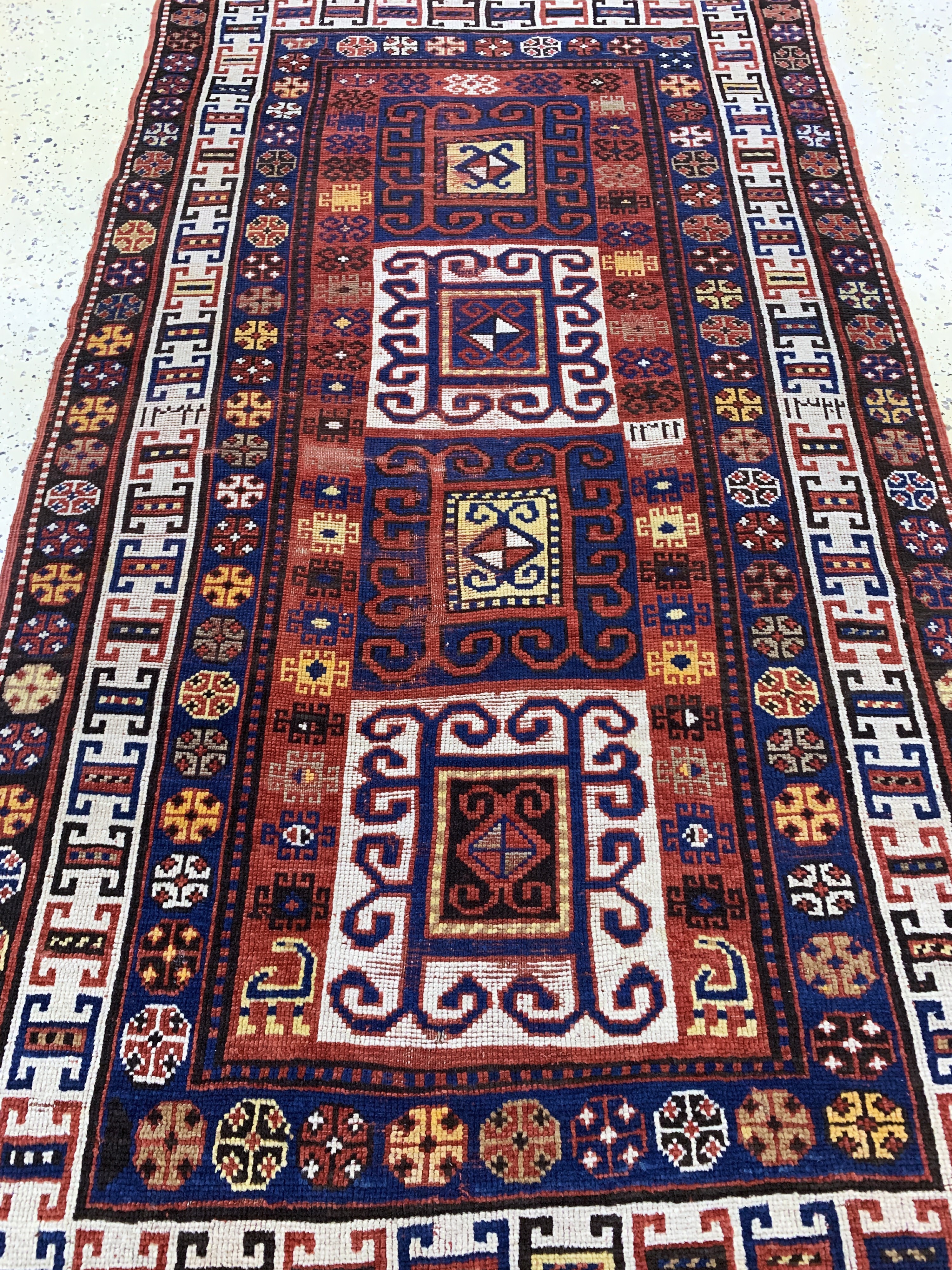 Detail d: Antiker Kazak, Kaukasus, datiert 1322(1900), Wolle auf Wolle, ca. 210 x 110 cm,EHZ: 3