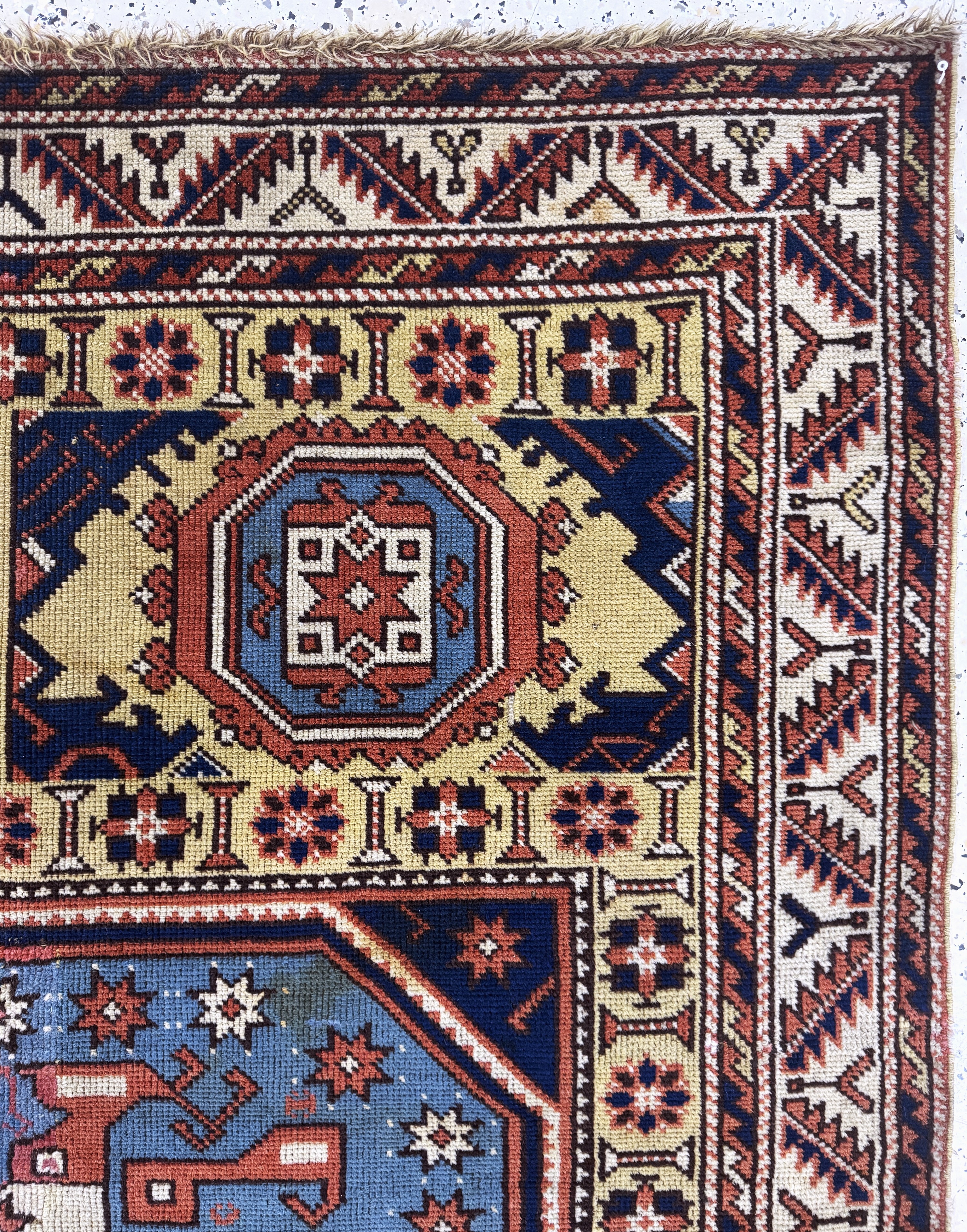 Detail e: Antiker Bergama, Türkei, um 1900, Wolle auf Wolle, ca. 180 x 145 cm, EHZ: 2-3, (restauriert)