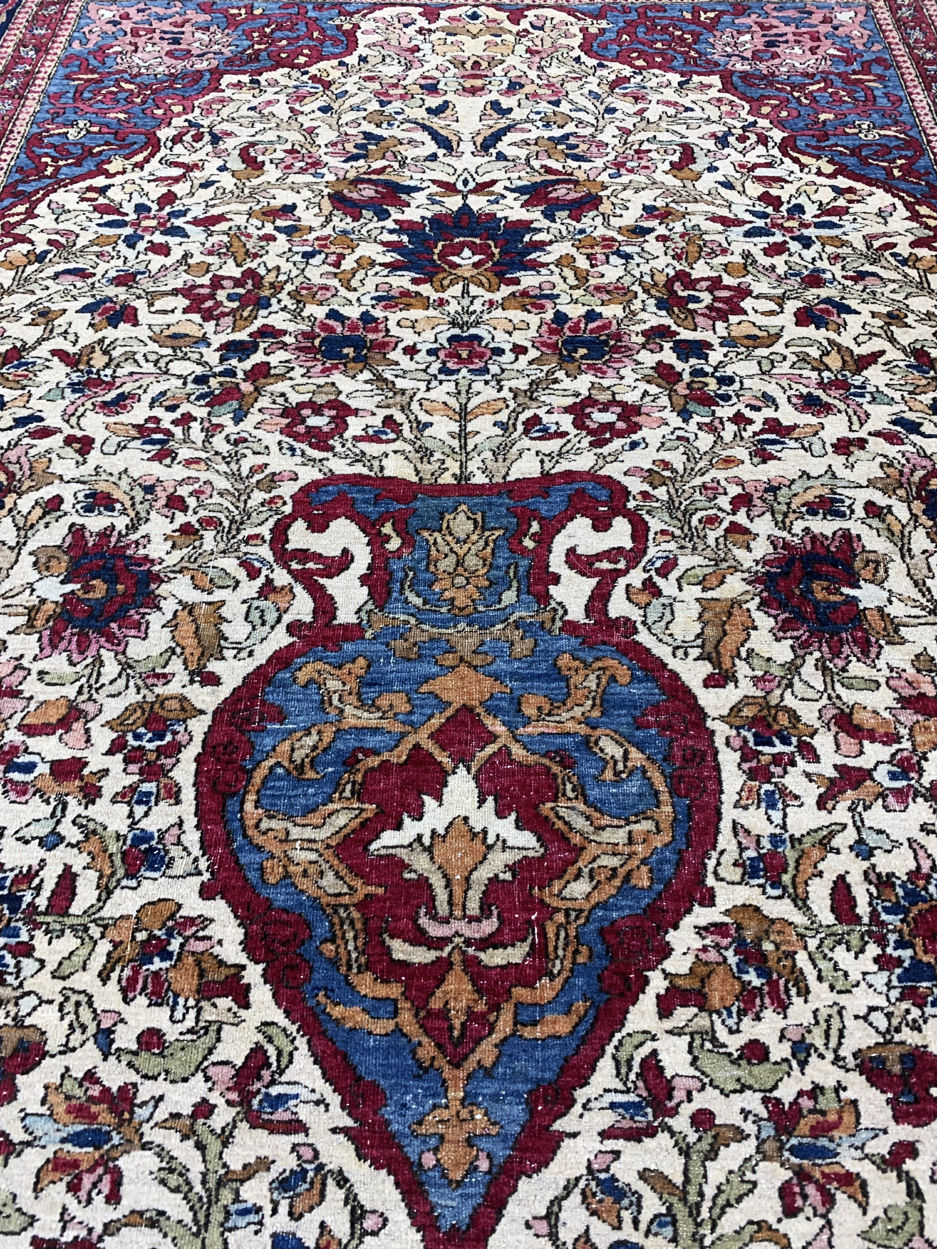 Detail f: Antiker Esfahan, Persien, um 1900, Wolle auf Baumwolle, ca. 200 x 150 cm, EHZ: 3