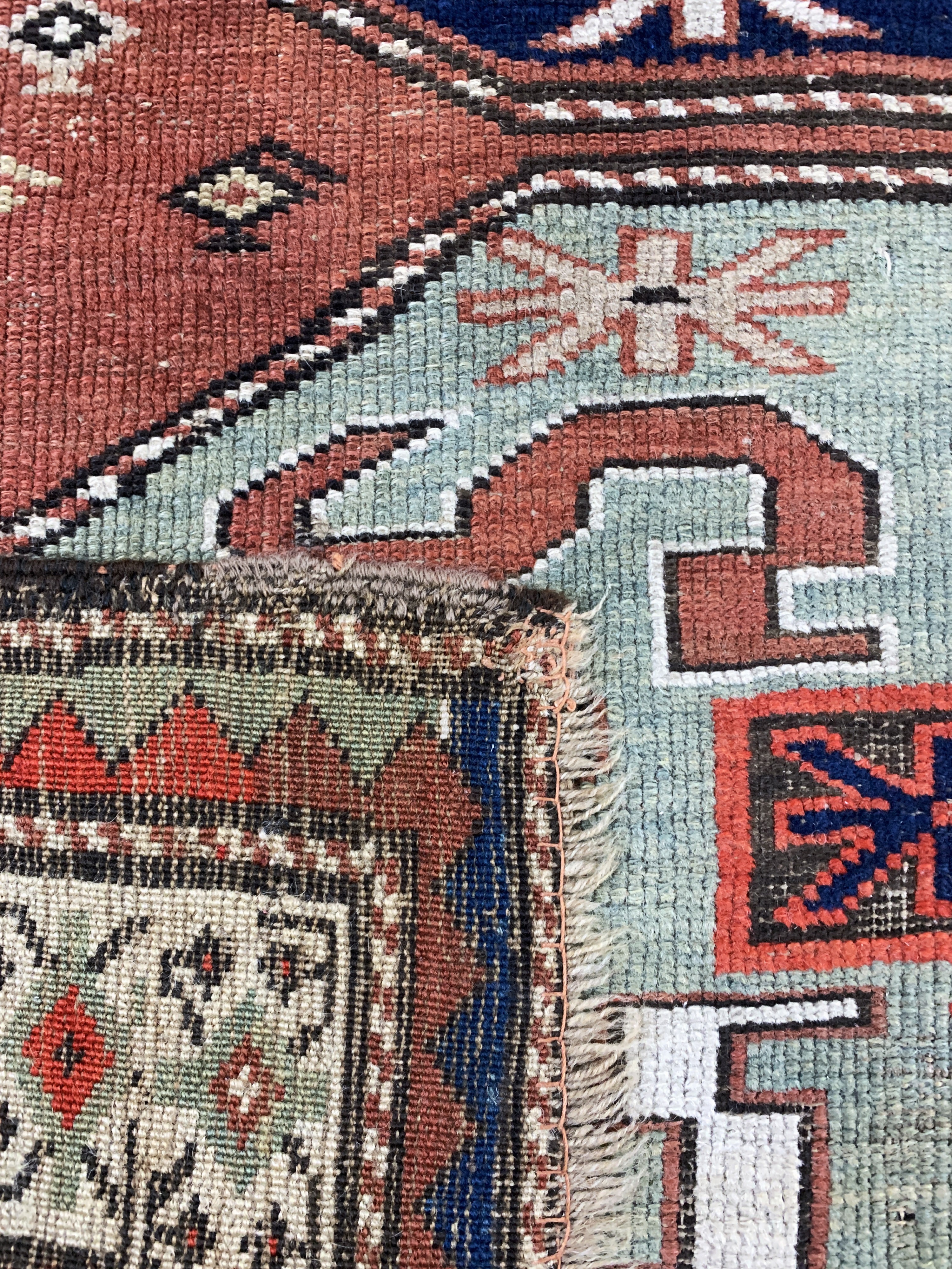 Detail f: Antiker"Wolkenband"Kazak, Kaukasus, 19.Jhd, Wolle auf Wolle, ca. 245 x 110 cm, EHZ: 3