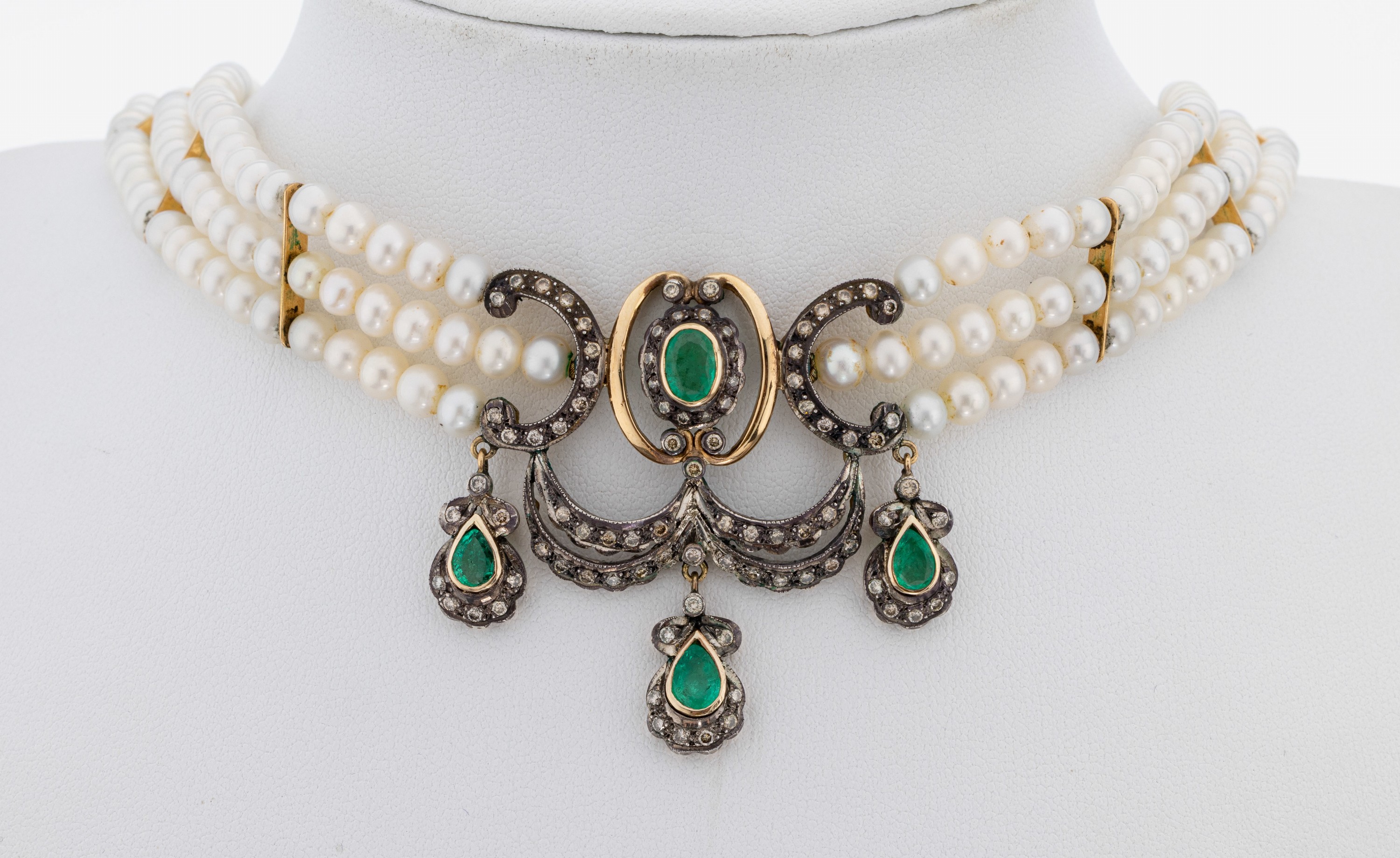 Image 27072881 - 18 kt Gold und Silber Smaragd-Brillant-Perl- Collier, GG 750/000 und Silber, sogn. ...