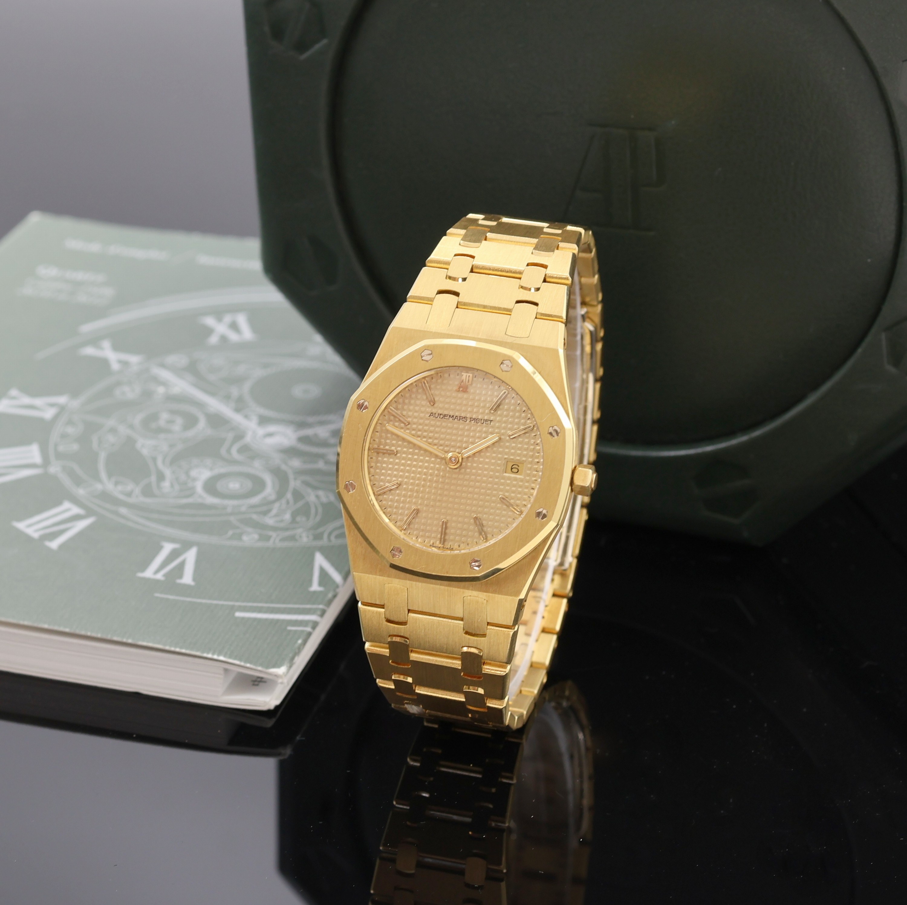 Image 27072888 - AUDEMARS PIGUET Royal Oak Herrenarmbanduhr in GG 750/000 Referenz 56175BA, quarz, ...