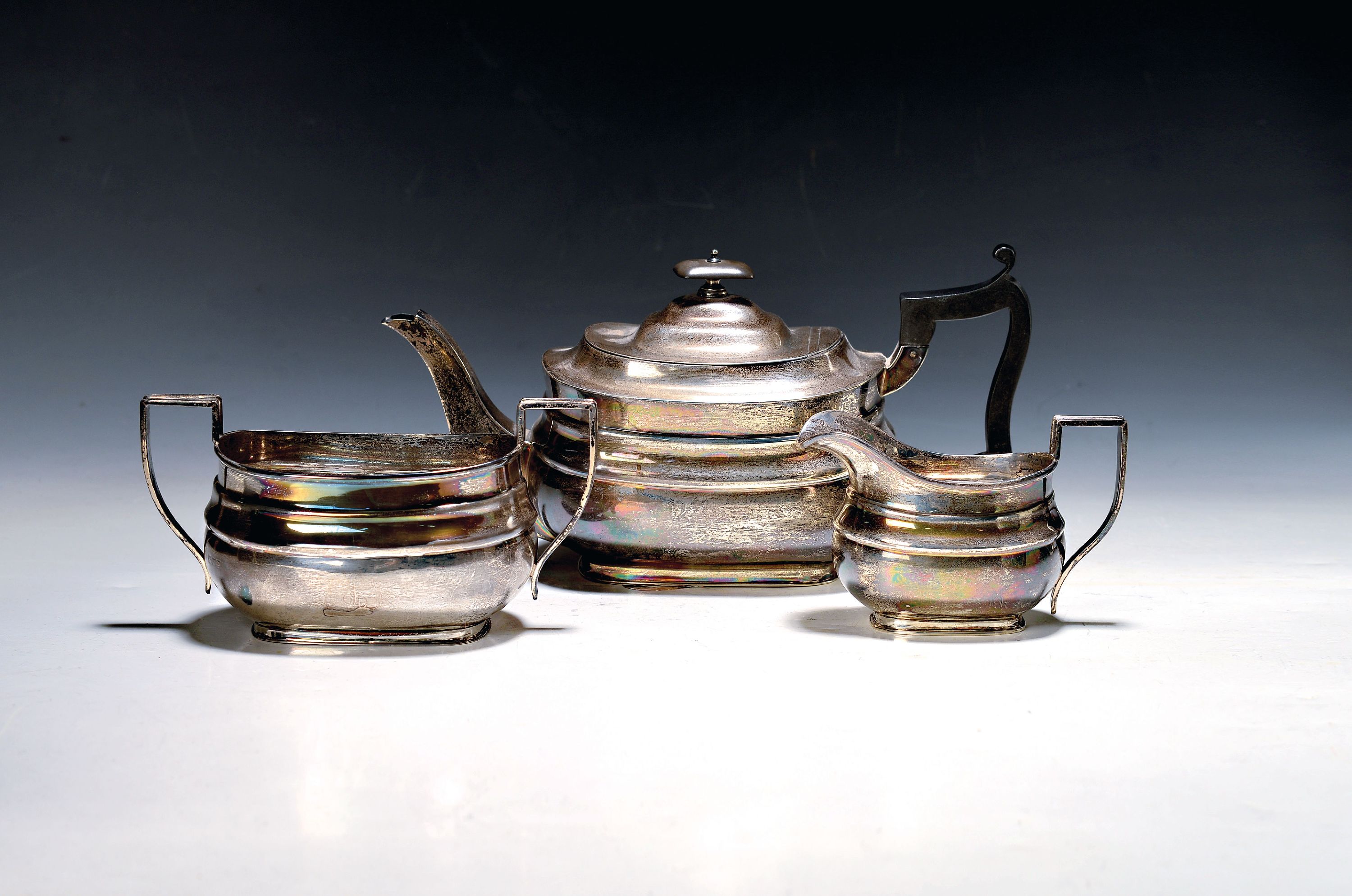 Image 27072895 - Teekanne, Zuckerschale und Sahnegießer, London, 1909, 925er Sterling Silber, ...
