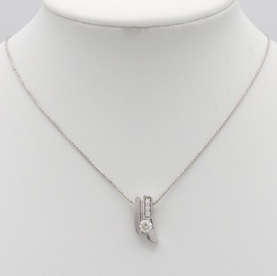 27072818a - Anhänger mit Brillanten an Kette, WG 585/000, Solitär ca. 0.20 ct u. Besatzbrill. zus. ...