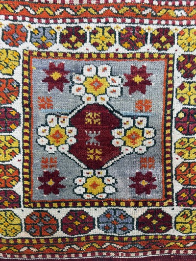 27072820b - 2 Lots Taschenfront antik, Türkei, um 1900,Wolle auf Wolle, ca. 80 x 70 cm, EHZ: 3 ...