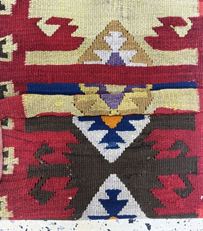 27072822e - 2 Lots Kelim-Fragmente, Türkei, um 1900, Wolle auf Wolle, ca. 110 x 67 cm, EHZ: 3 ...