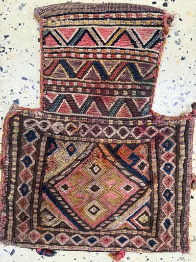 27072827c - 2 Lots Salztasche antik, Persien, um 1900, Wolle auf Wolle, ca. 46 x 30 cm, EHZ: 3 ...