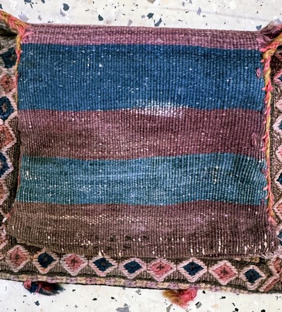 27072827d - 2 Lots Salztasche antik, Persien, um 1900, Wolle auf Wolle, ca. 46 x 30 cm, EHZ: 3 ...