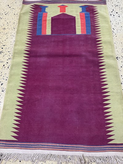 27072850d - Dhurrie Gebetskelim, Indien, Anfang 20.Jhd Baumwolle, ca. 133 x 80 cm, EHZ: 2 ...