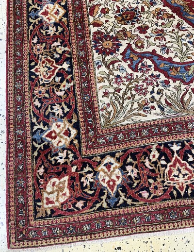 27072874b - Antique Isfahan, Persia, around 1900, wool on cotton, approx. 200 x 150 cm, condition: 3. ...