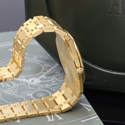 27072888d - AUDEMARS PIGUET Royal Oak Herrenarmbanduhr in GG 750/000 Referenz 56175BA, quarz, ...