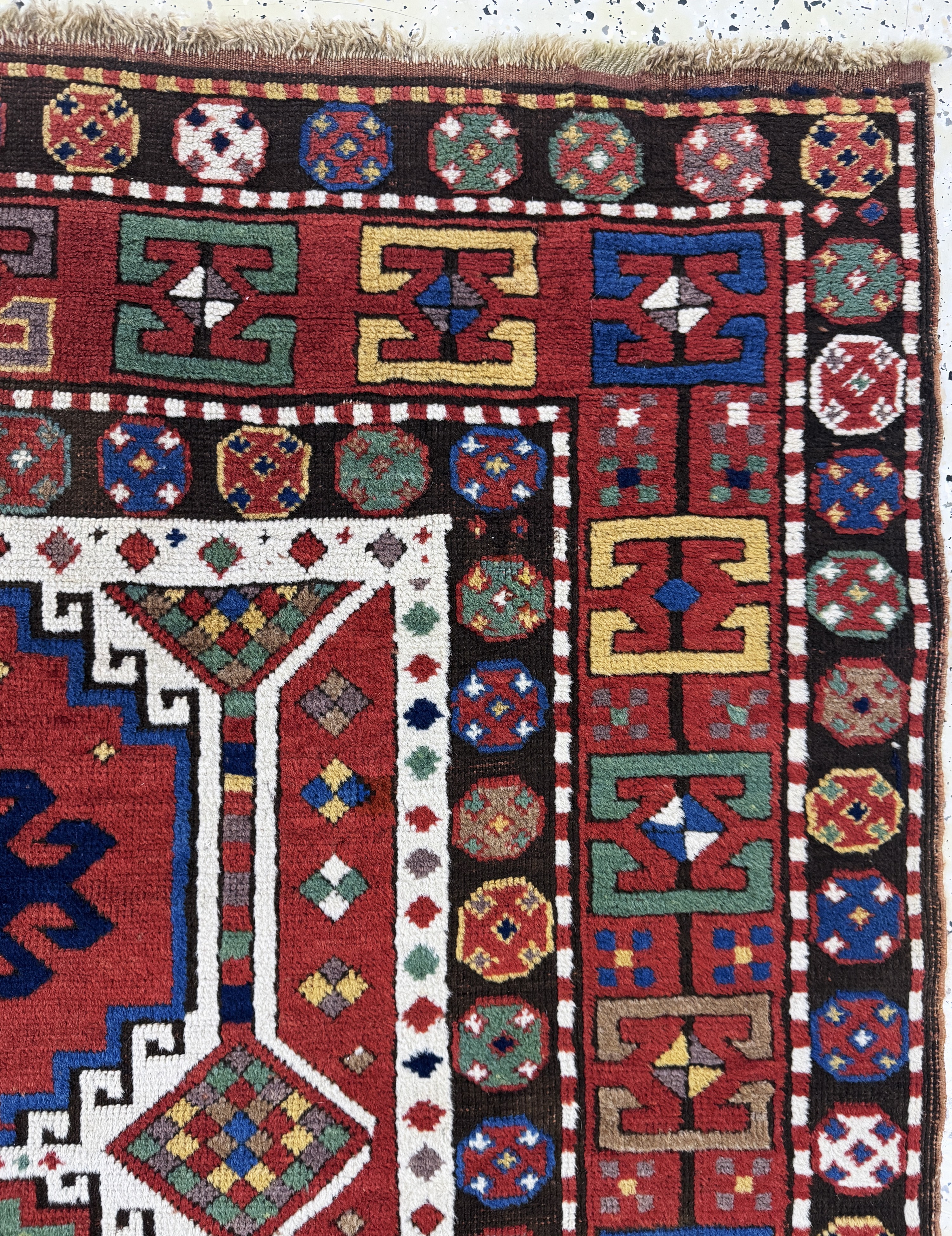 Detail e: Antiker Kazak, Kaukasus, 19.Jhd, Wolle auf Wolle, ca. 165 x 140 cm, EHZ: 2-3