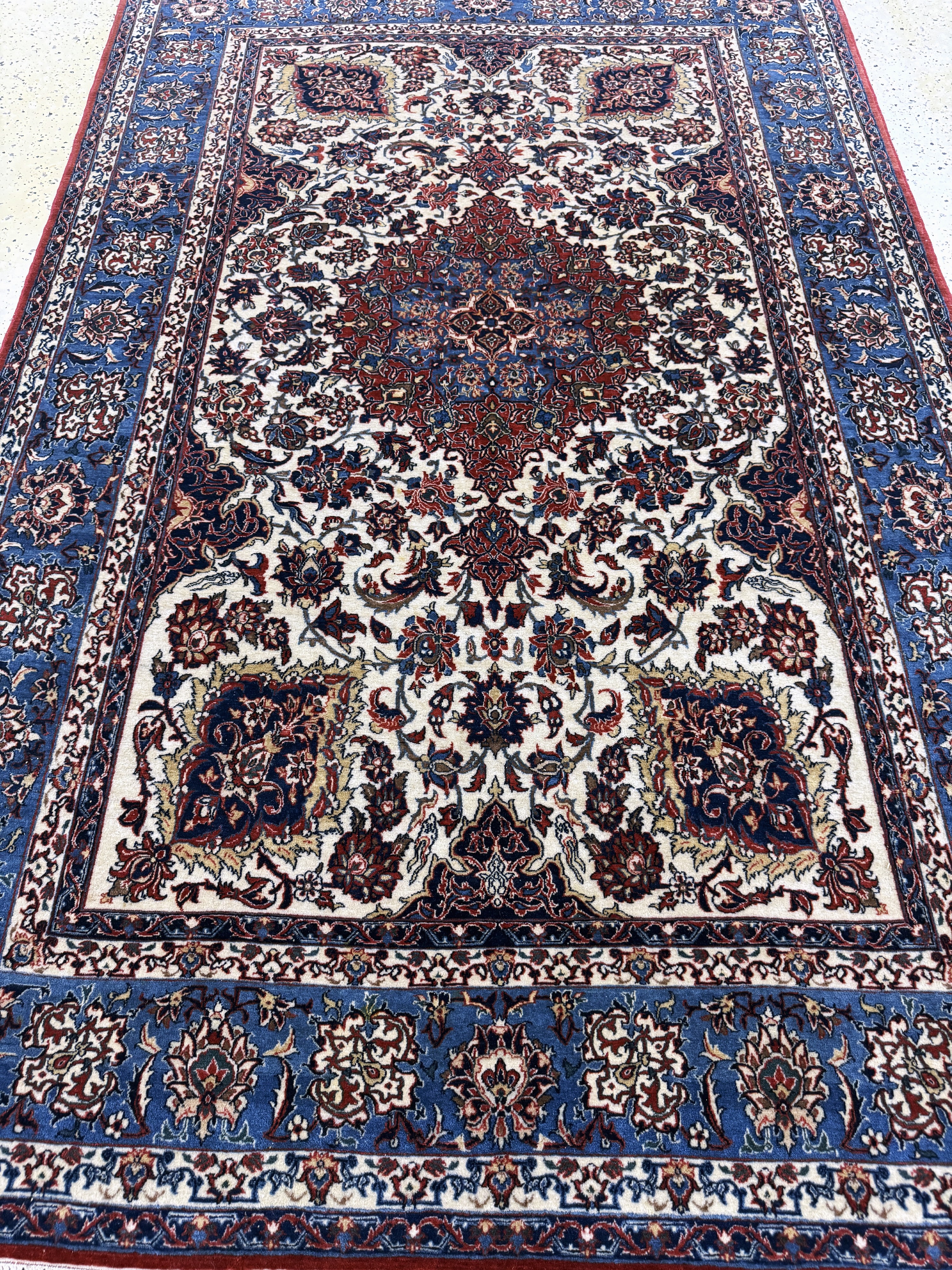 Detail g: Esfahan"Shooreshi"fein alt, Persien, Anfang20.Jhd, Korkwolle auf Baumwolle, ca. 235 x 155cm, ca. 1,0 Mio. Kn/qm, EHZ: 2