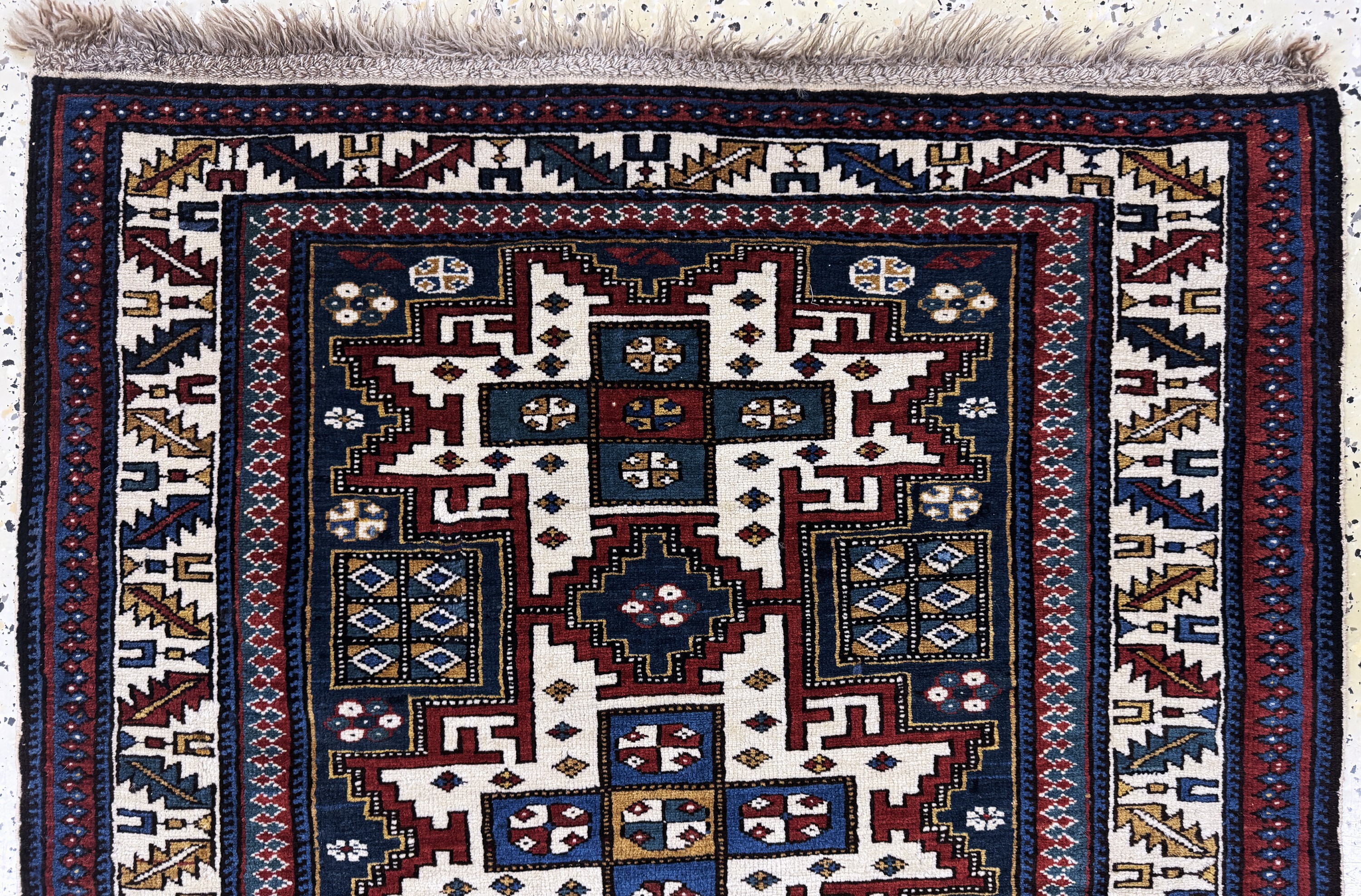 Detail a: Antiker Schirwan-Kazak, Kaukasus, um 1900, Wolle auf Wolle, ca. 140 x 93 cm, EHZ: 2