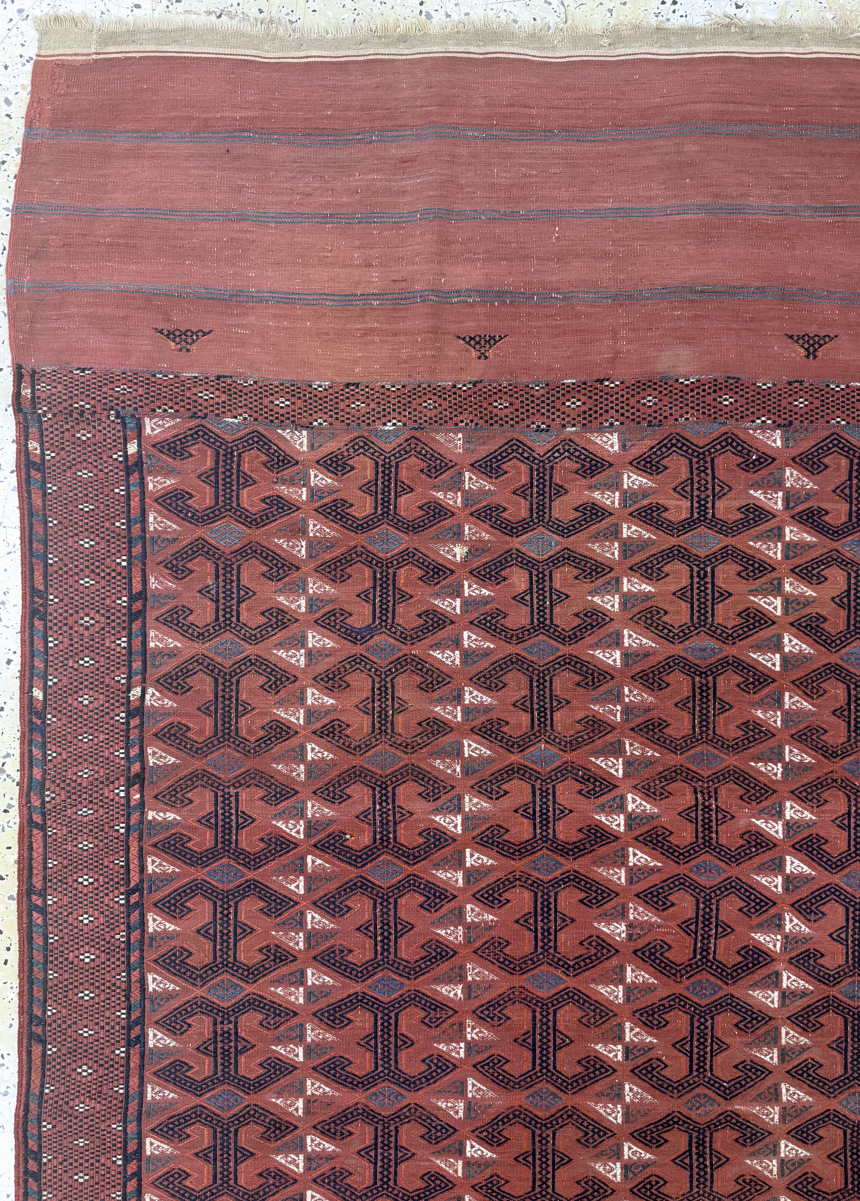 Detail e: Antiker Sumakh, Turkmenistan, 19.Jhd, Wolleauf Wolle, ca. 303 x 187 cm, EHZ: 2