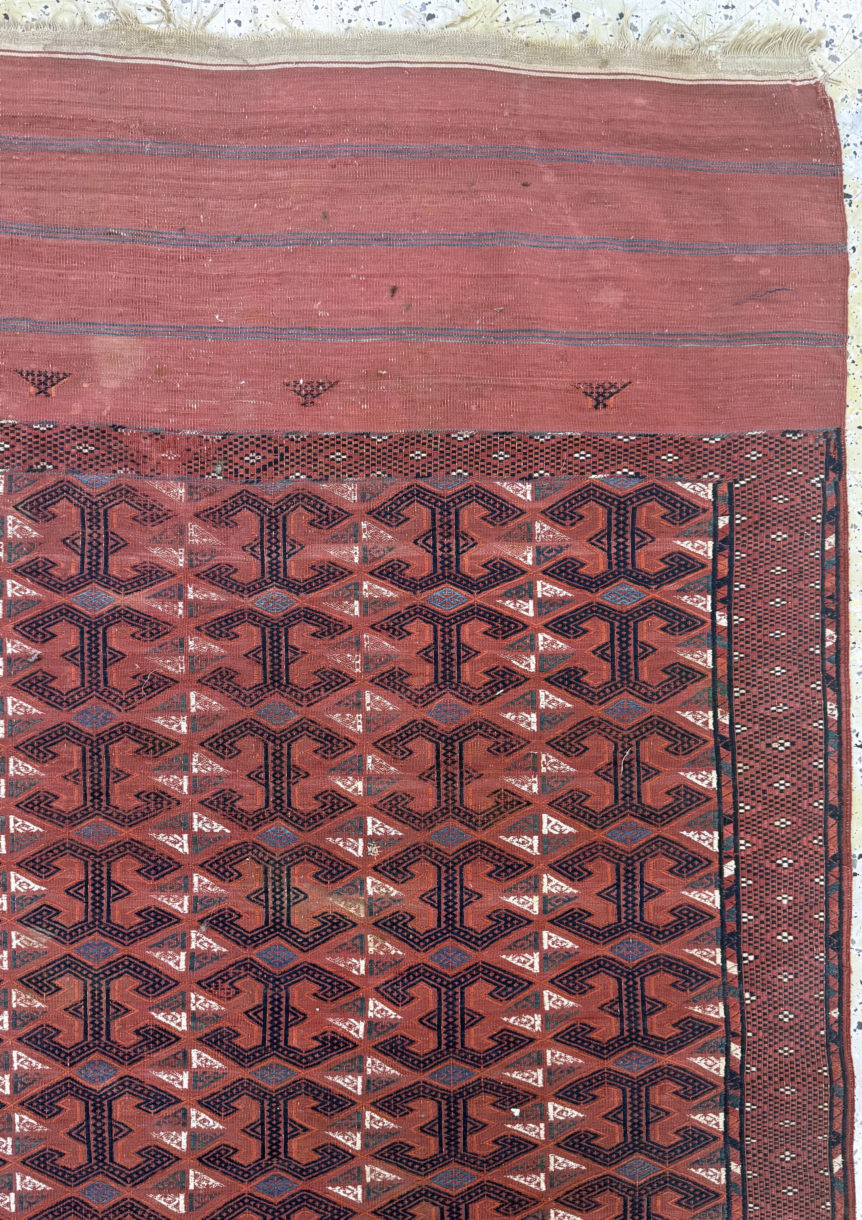 Detail f: Antiker Sumakh, Turkmenistan, 19.Jhd, Wolleauf Wolle, ca. 303 x 187 cm, EHZ: 2